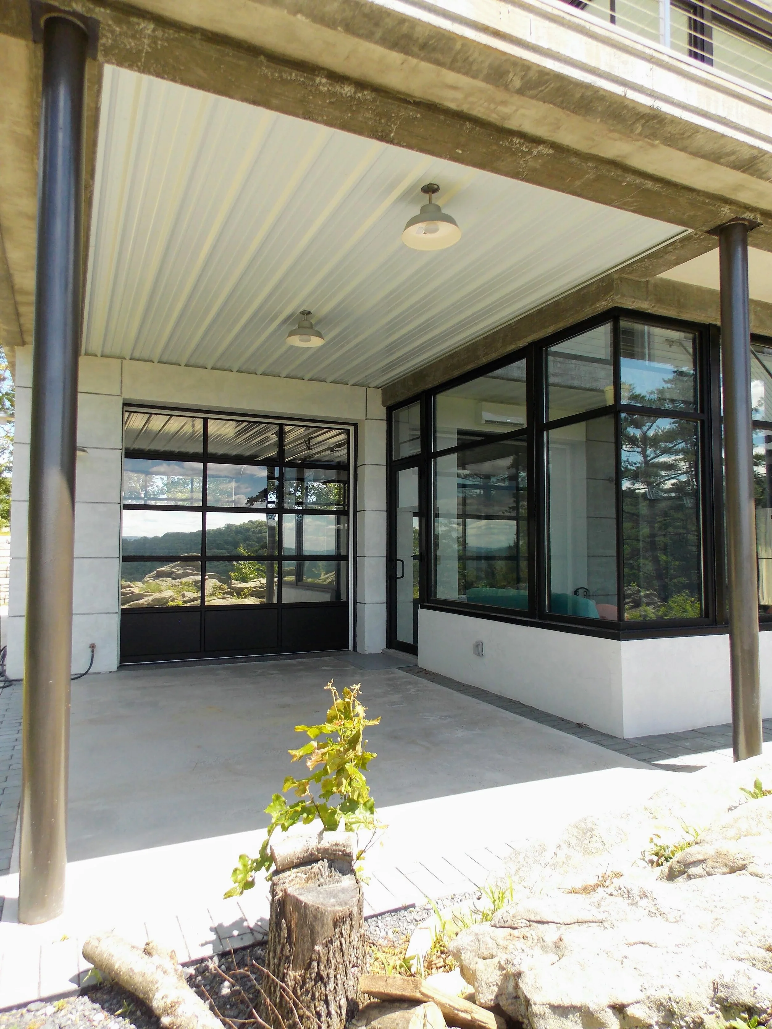 Marion garage pad.JPG