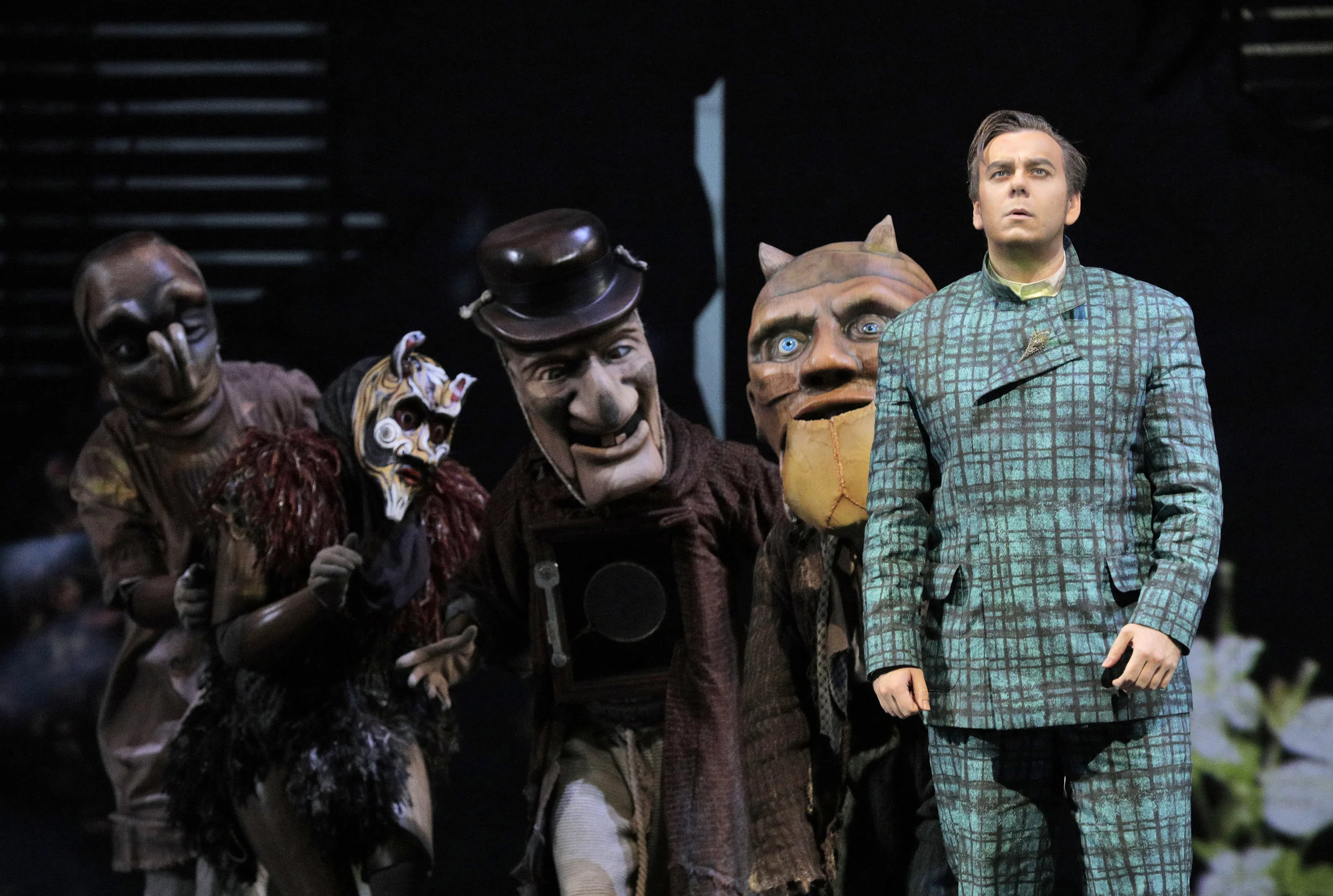 FAUST / LYRIC OPERA OF CHICAGO, 2018 (Photo: Cory Weaver)