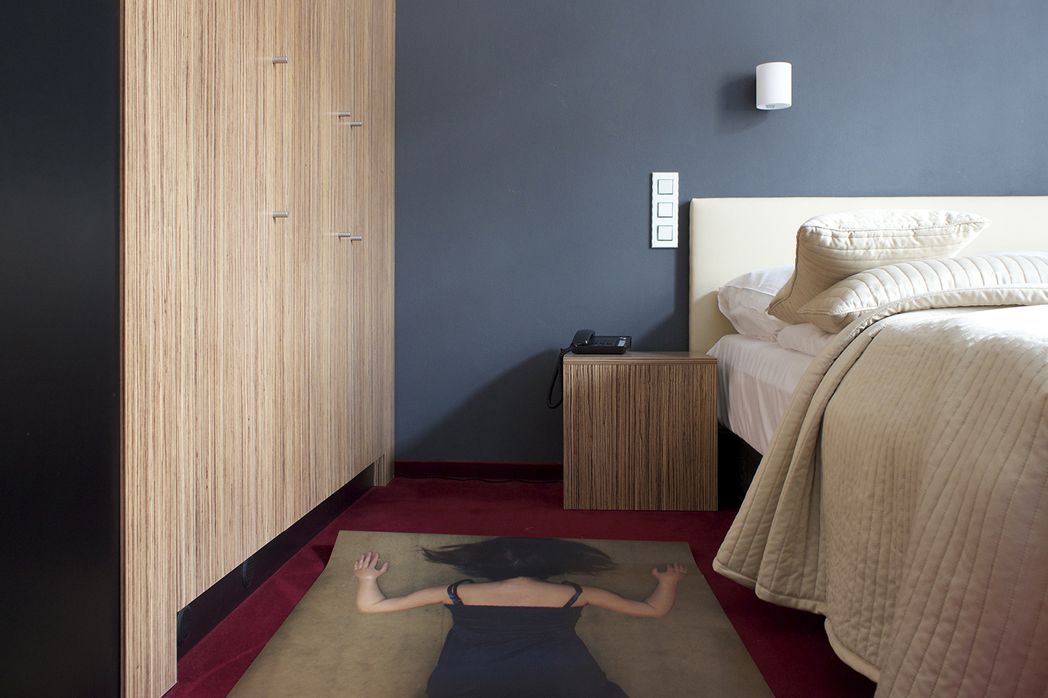 Standard Double (Face on Floor), lambda print, 2012. Editions variable.