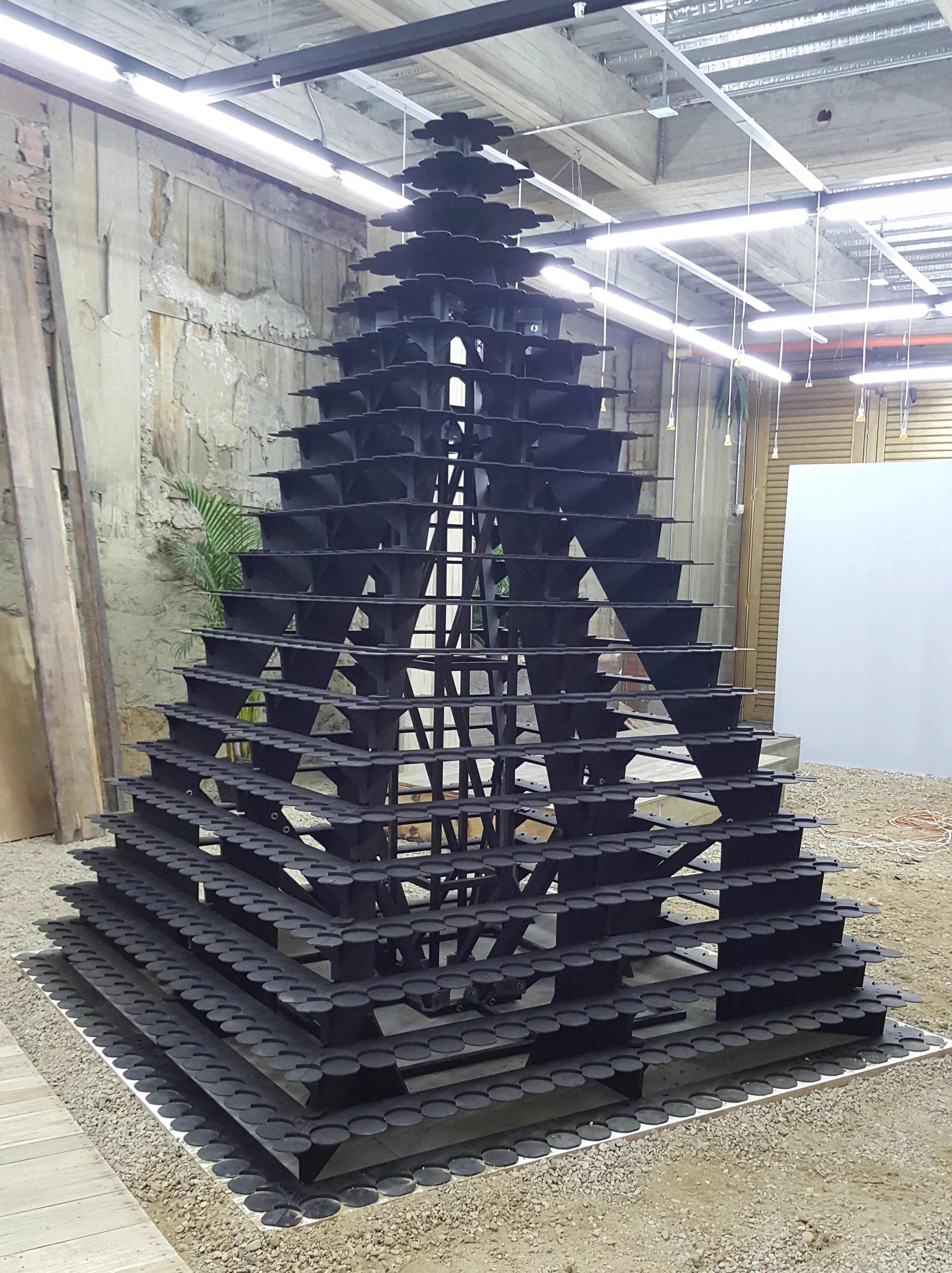 Estructura ‘Camino hacia El Dorado’, Welcome to Parime