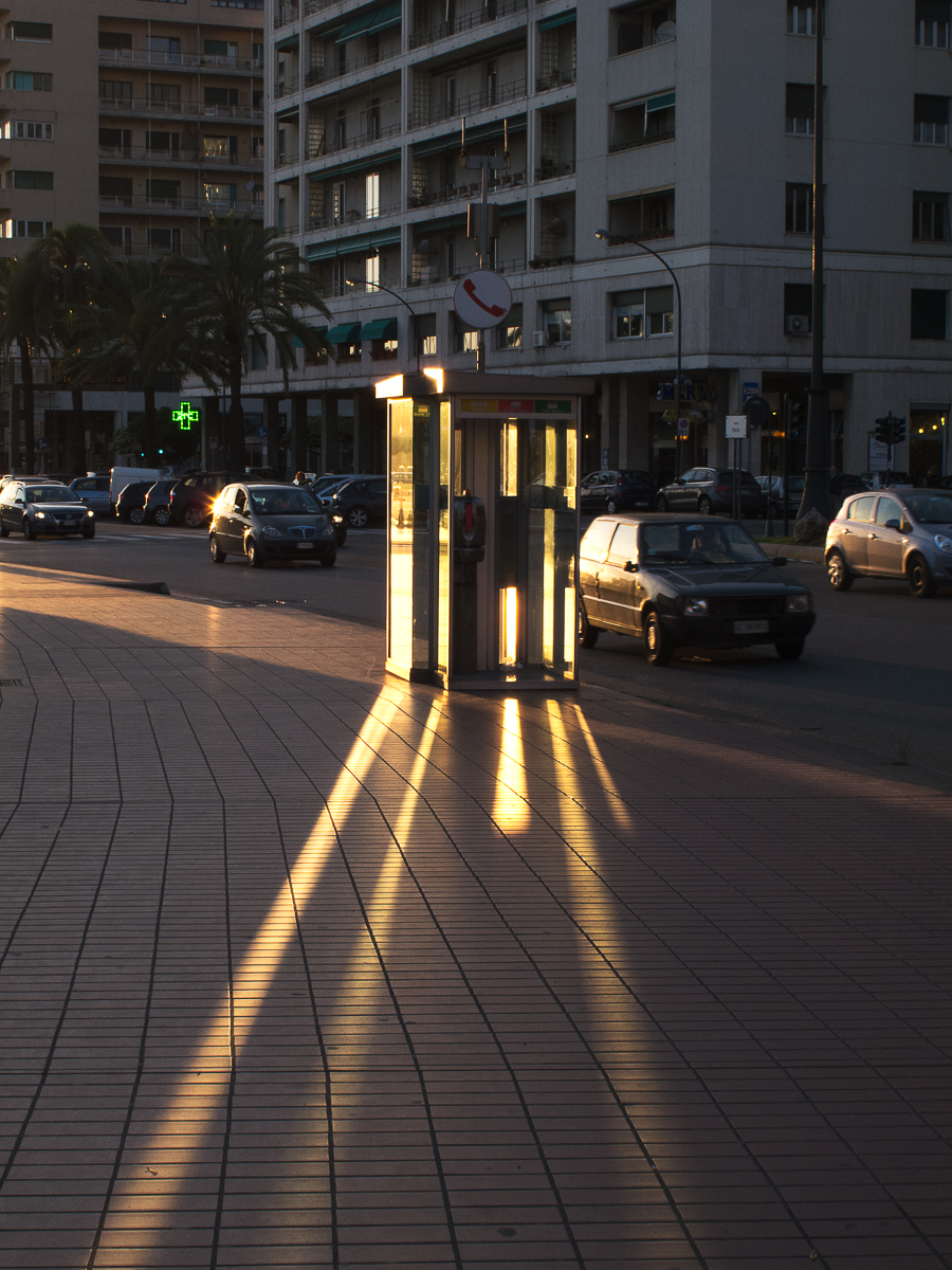    Genoa Phone Booth,&nbsp; Darnell Scott    Digital Photography, 8"x10"  