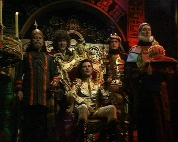 Dan and Eric take some time to talk about dating octogenarians, ren-fair Ted Cruz, and robots that look like people that look like robots. It's THE ANDROIDS OF TARA on everyone's favorite Classic Doctor Who Review podcast, THE OLD DOCTOR WHO SHOW!