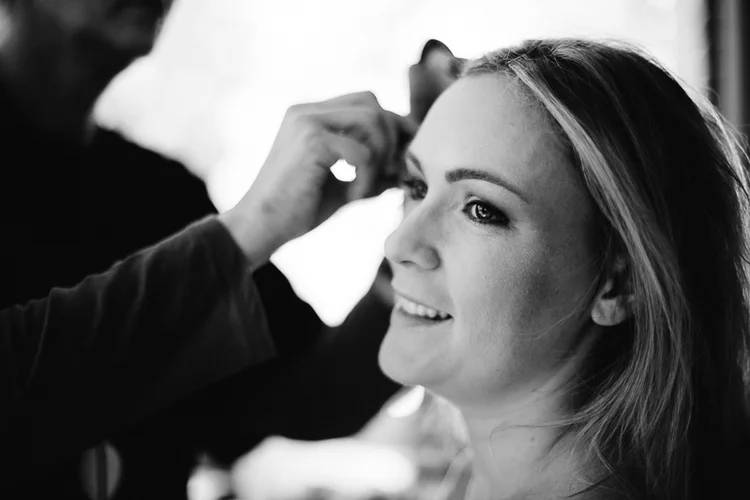 50mm: Here's the beauty I was talking about. With the aperture fully open at f/1.4, you get that delicious bokeh.