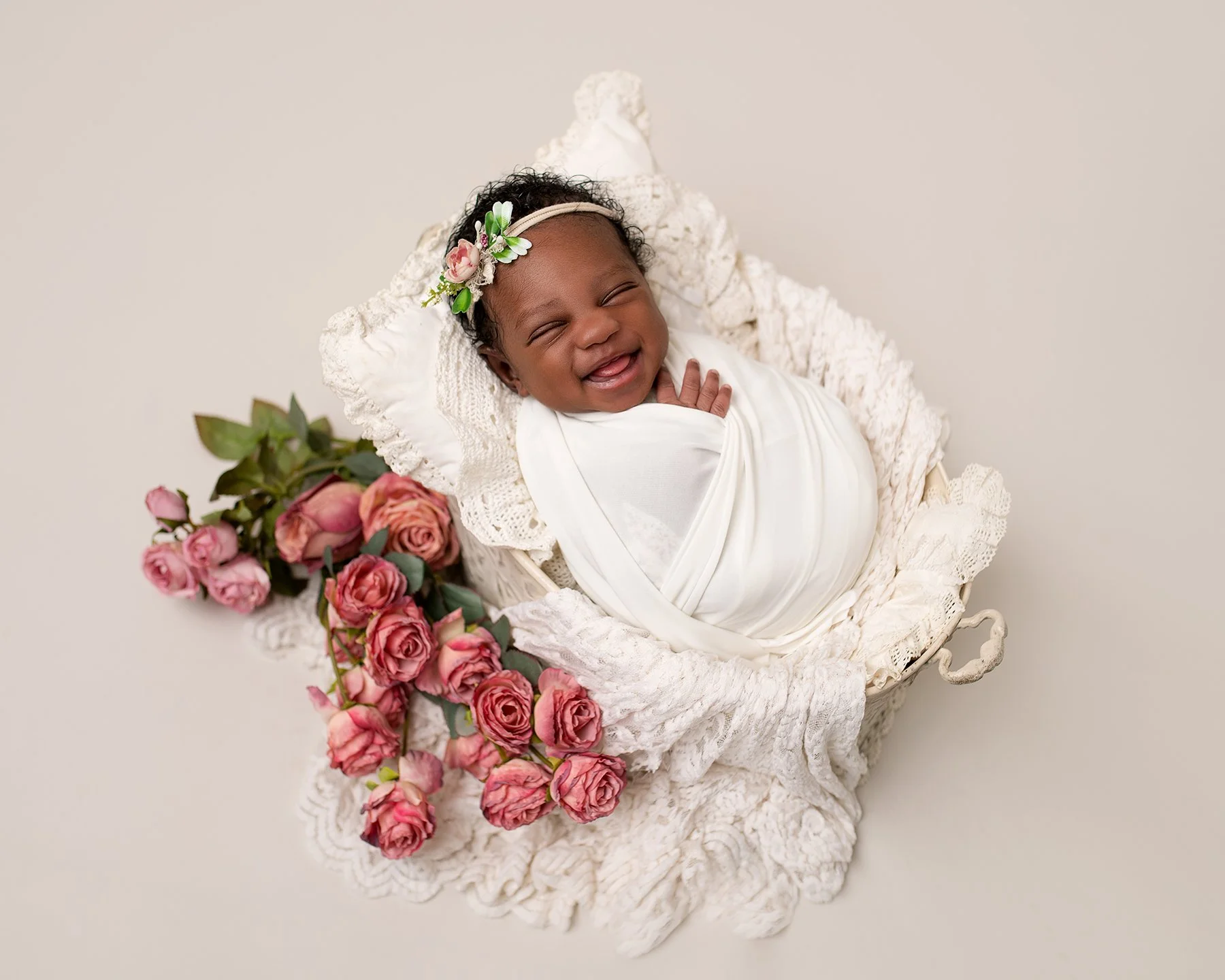 BABY NEWBORN PHOTOSHOOT