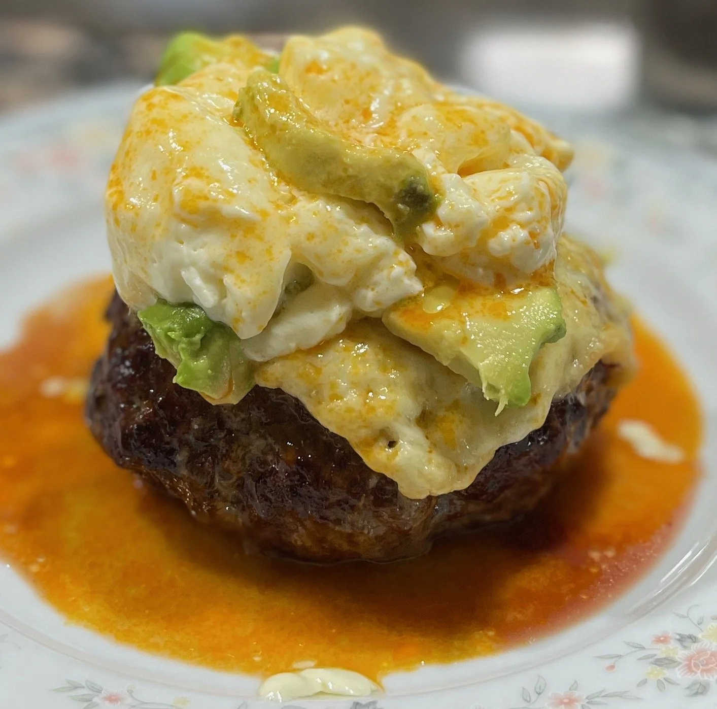 Hamburger with 3P Mayo & Avocado.jpeg