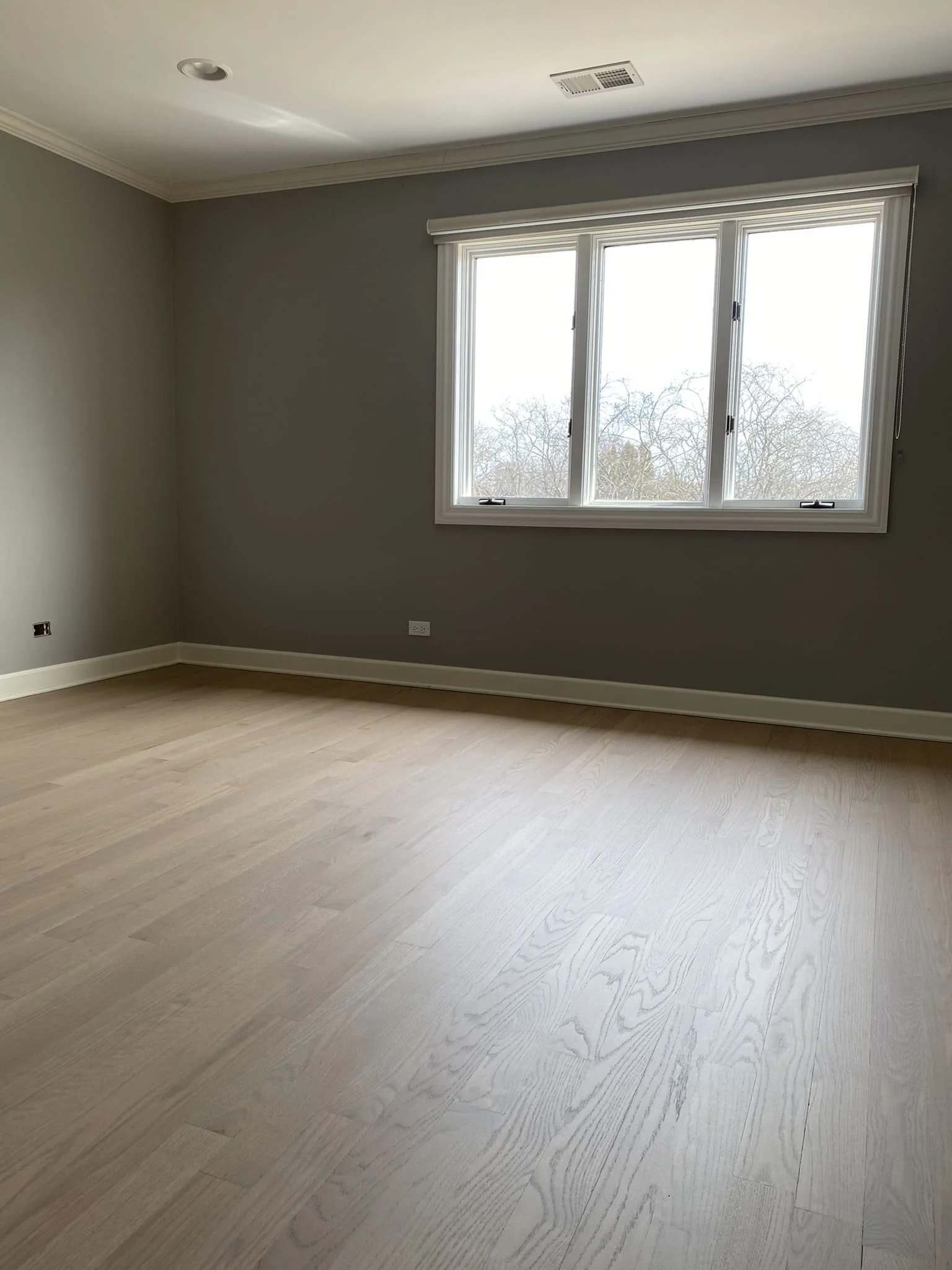 red oak flooring light color