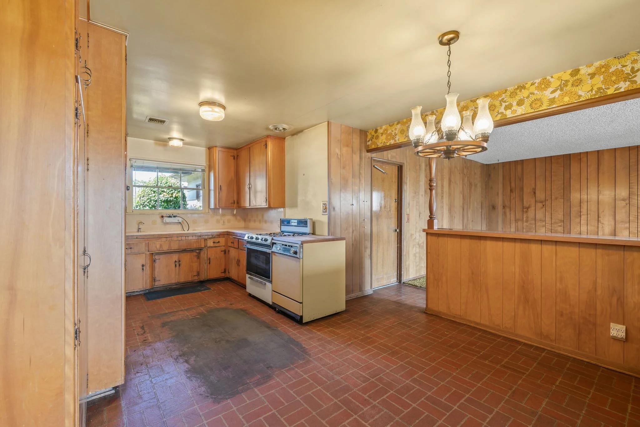12-web-or-mls-336 Trayer Ave_MEDIA360VR-12.jpg
