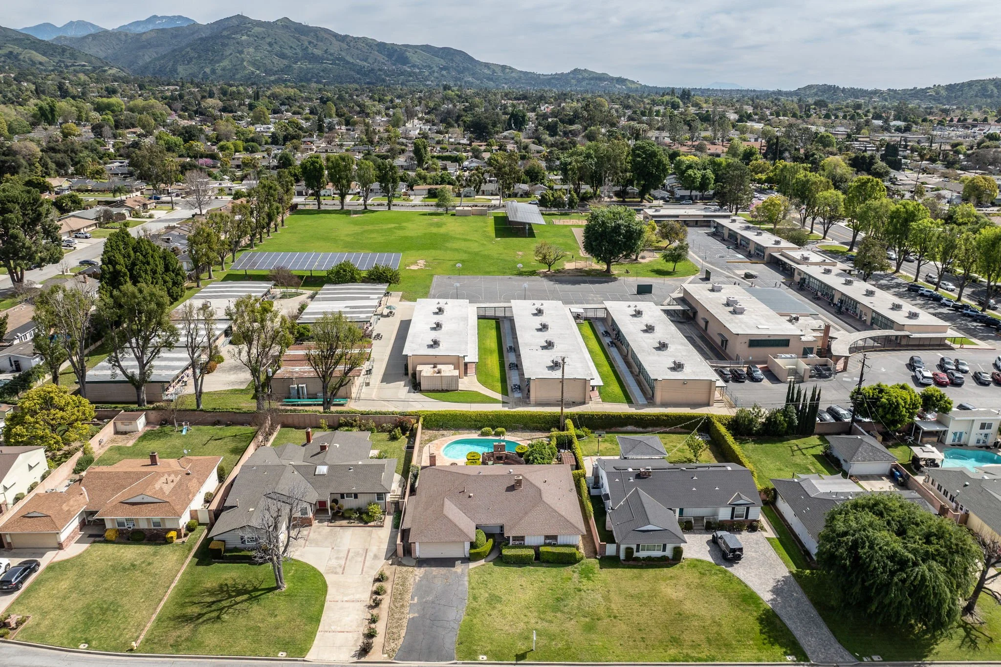 43-web-or-mls-336 Trayer Ave_Aerial_MEDIA360VR_-5.jpg