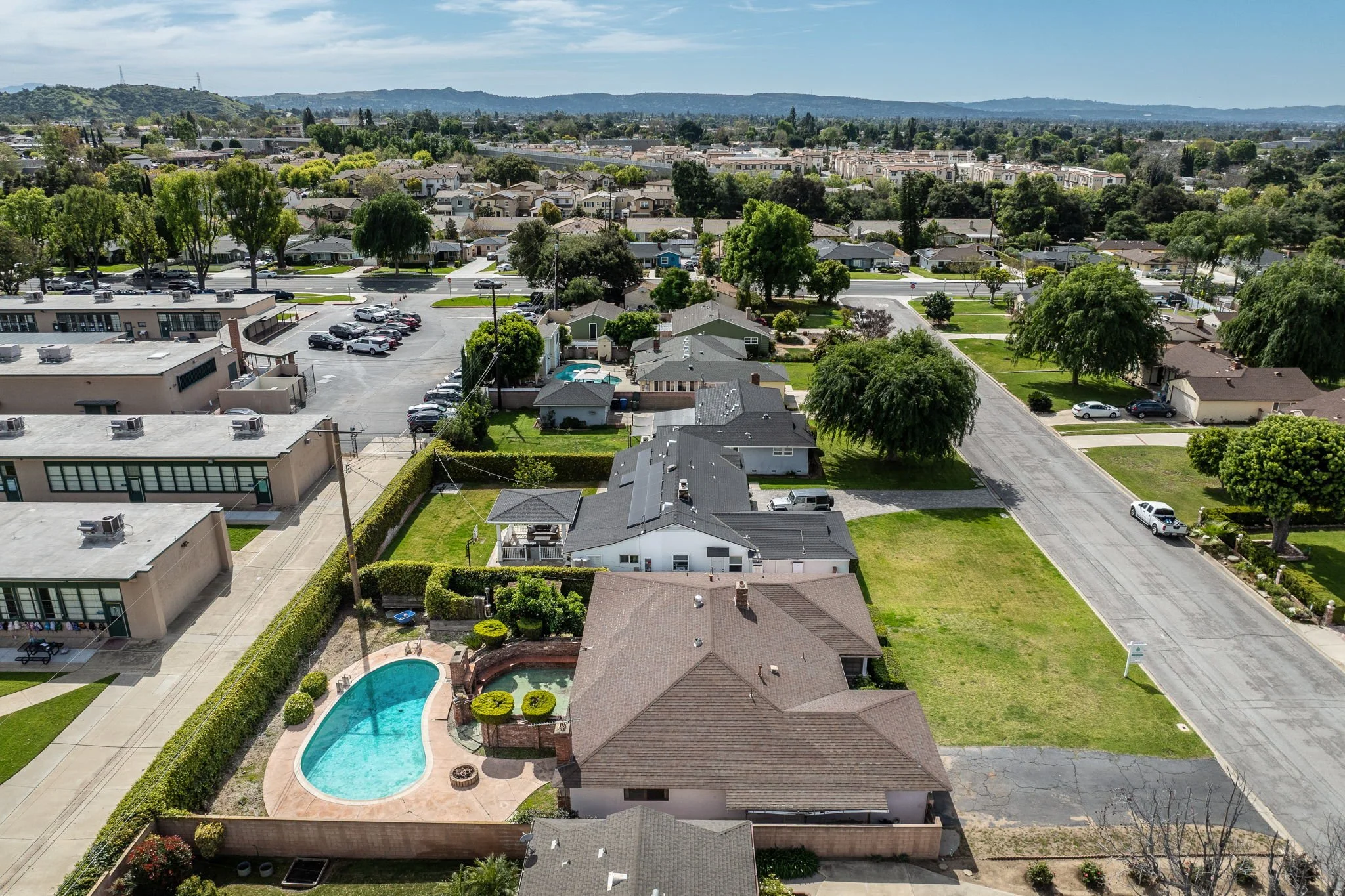 51-web-or-mls-336 Trayer Ave_Aerial_MEDIA360VR_-13.jpg