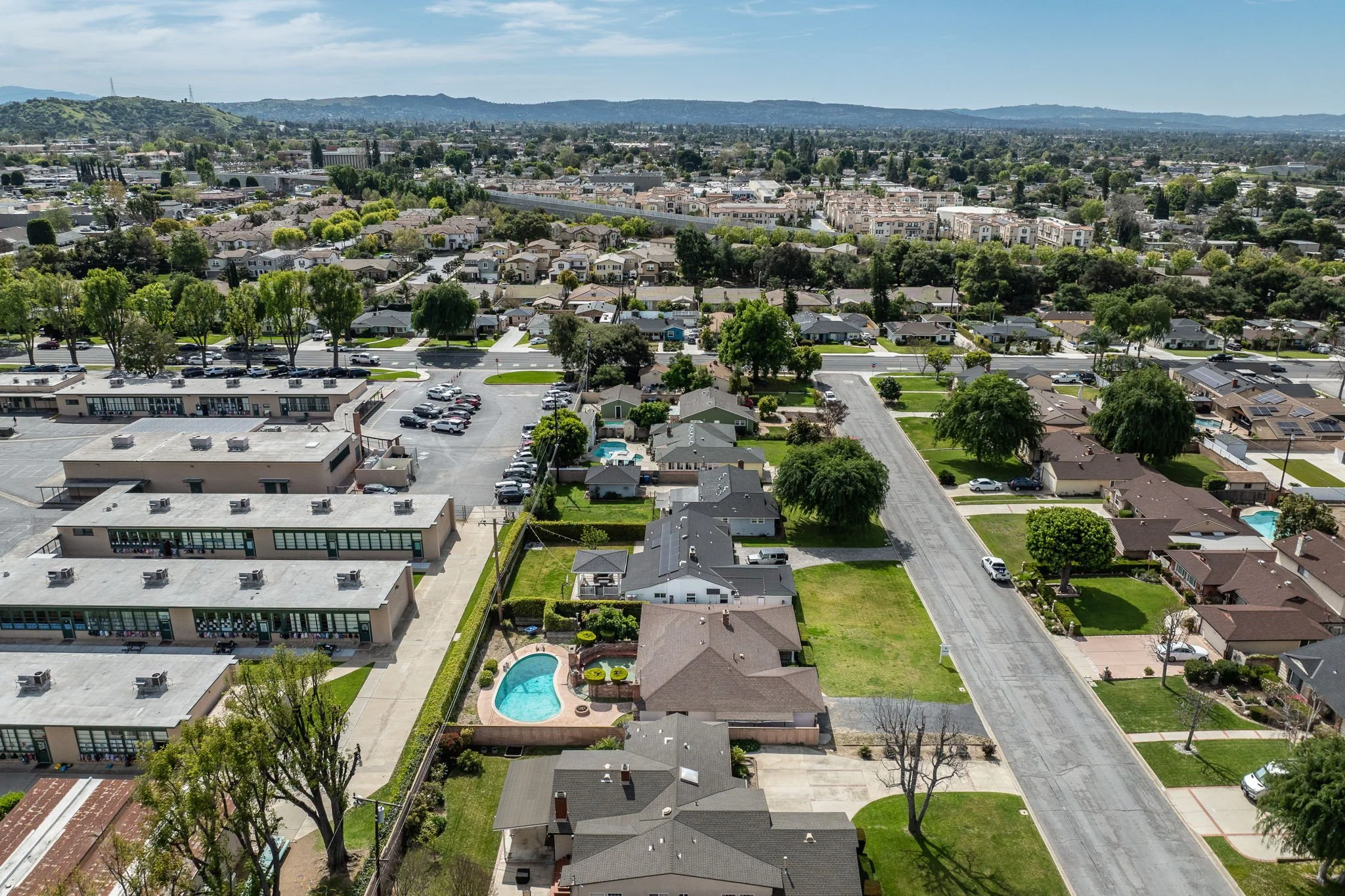 52-web-or-mls-336 Trayer Ave_Aerial_MEDIA360VR_-14.jpg