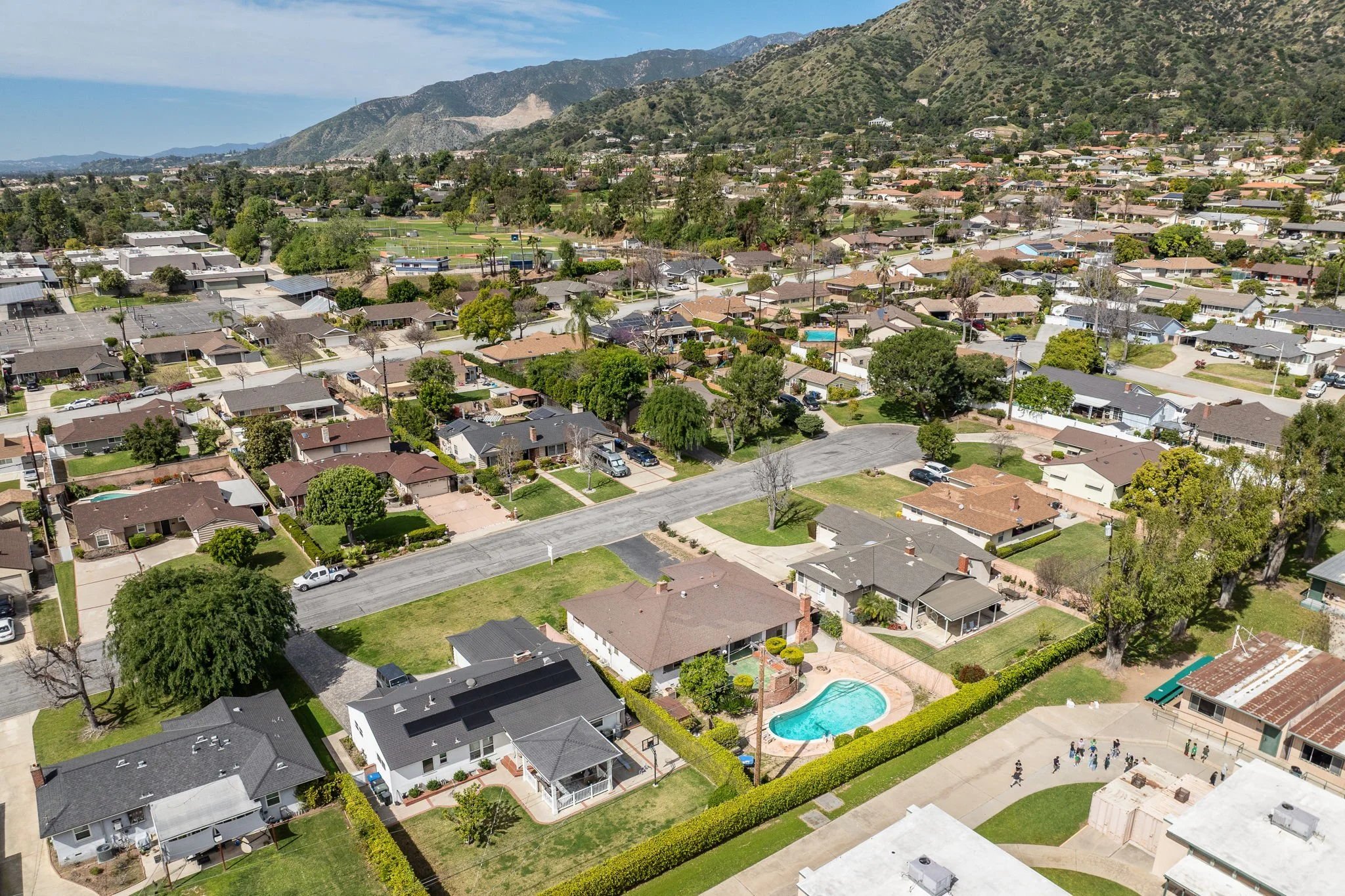 57-web-or-mls-336 Trayer Ave_Aerial_MEDIA360VR_-19.jpg
