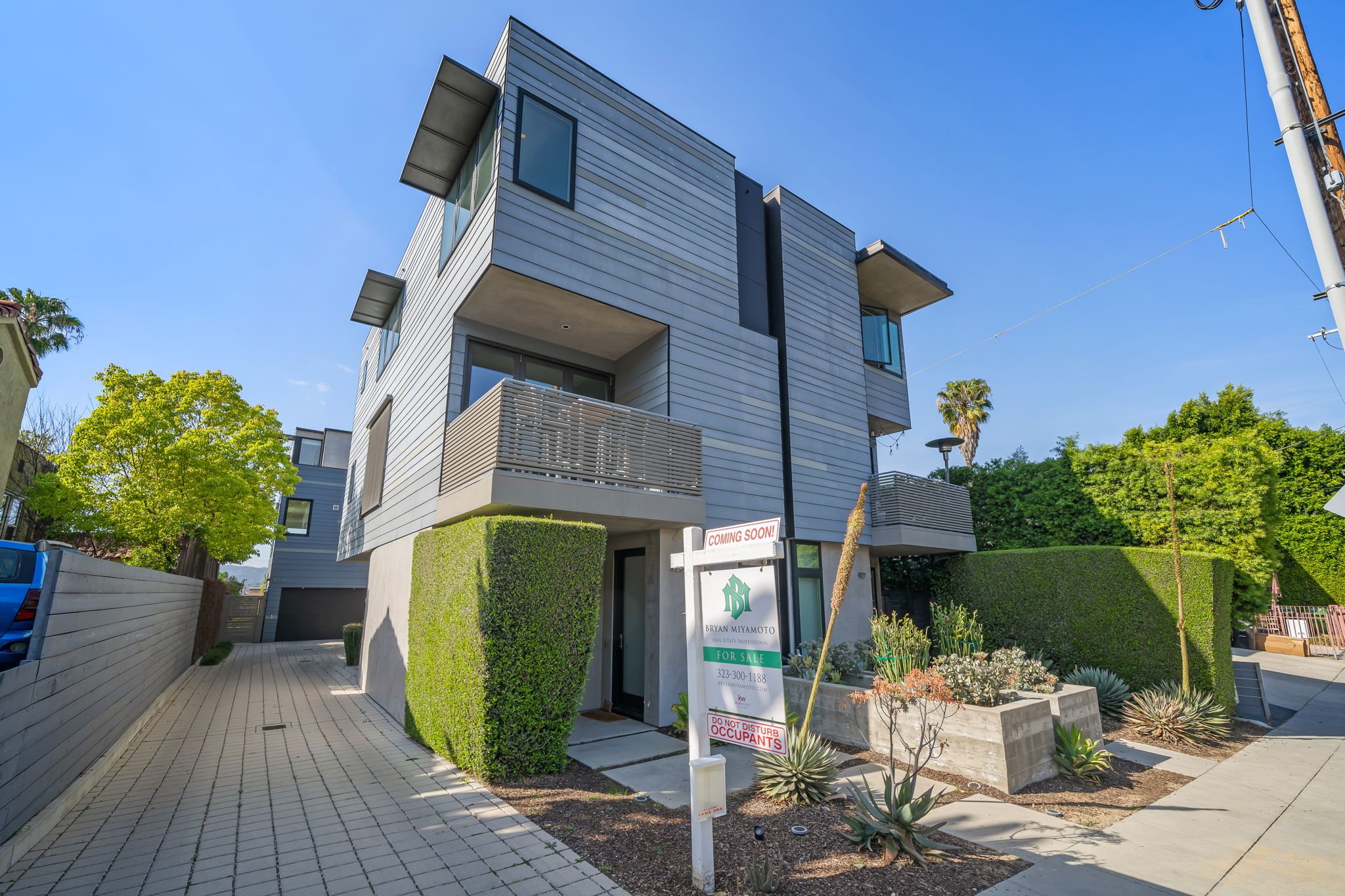 1-web-or-mls-923 1-2 Hyperion Ave_MEDIA360VR-1.jpg
