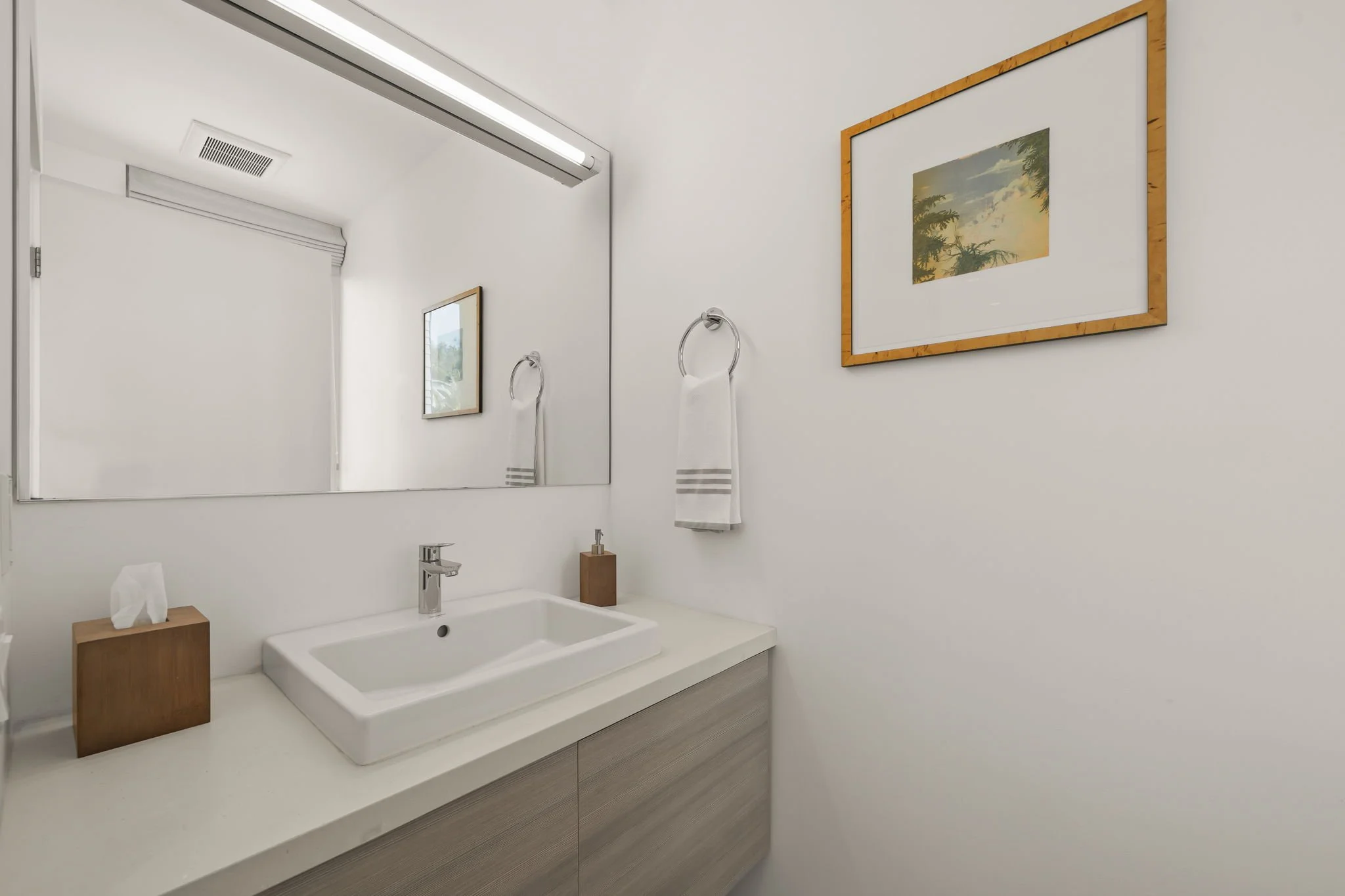 20-web-or-mls-923 1-2 Hyperion Ave_MEDIA360VR-36.jpg