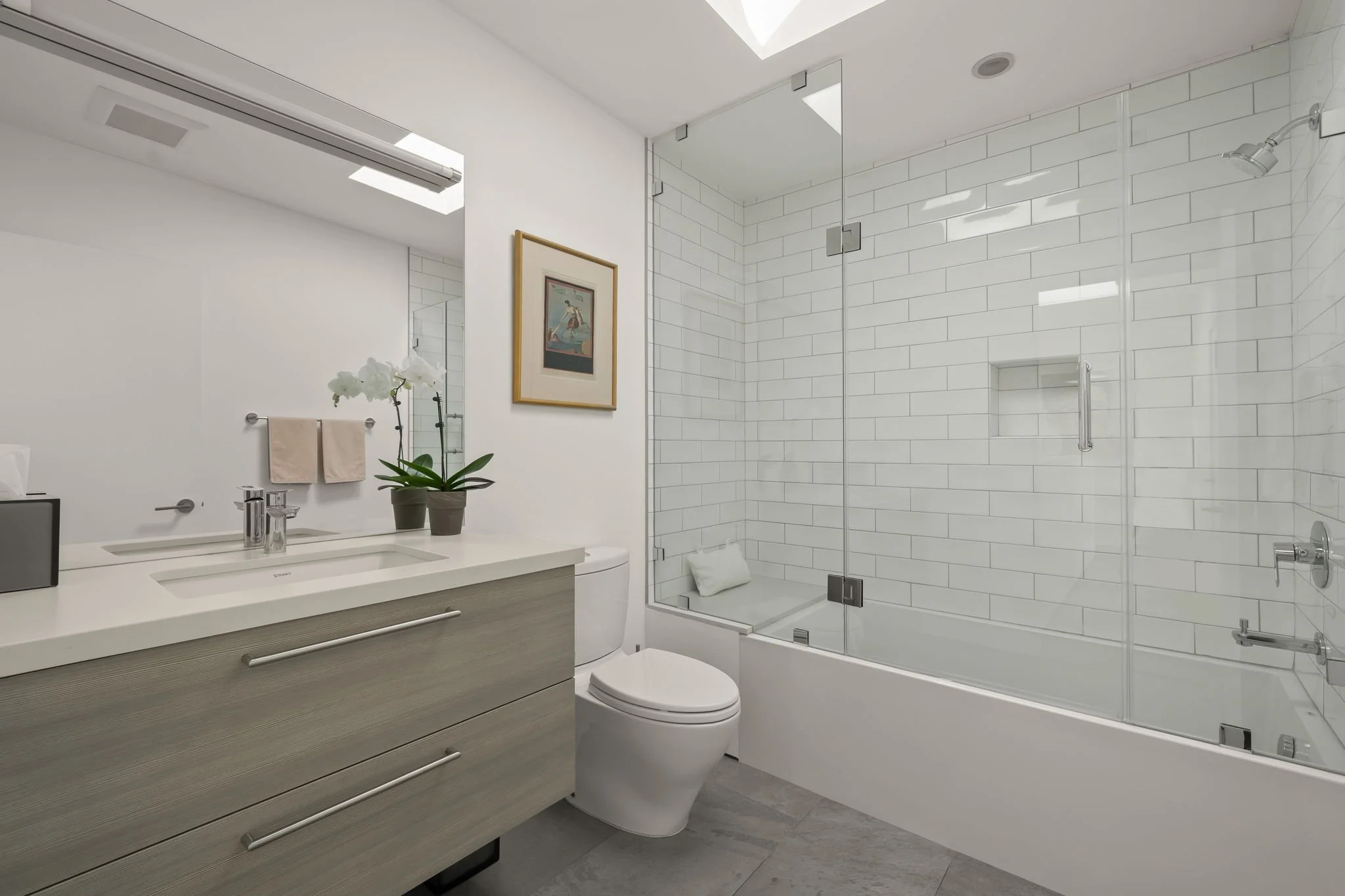 30-web-or-mls-923 1-2 Hyperion Ave_MEDIA360VR-23.jpg
