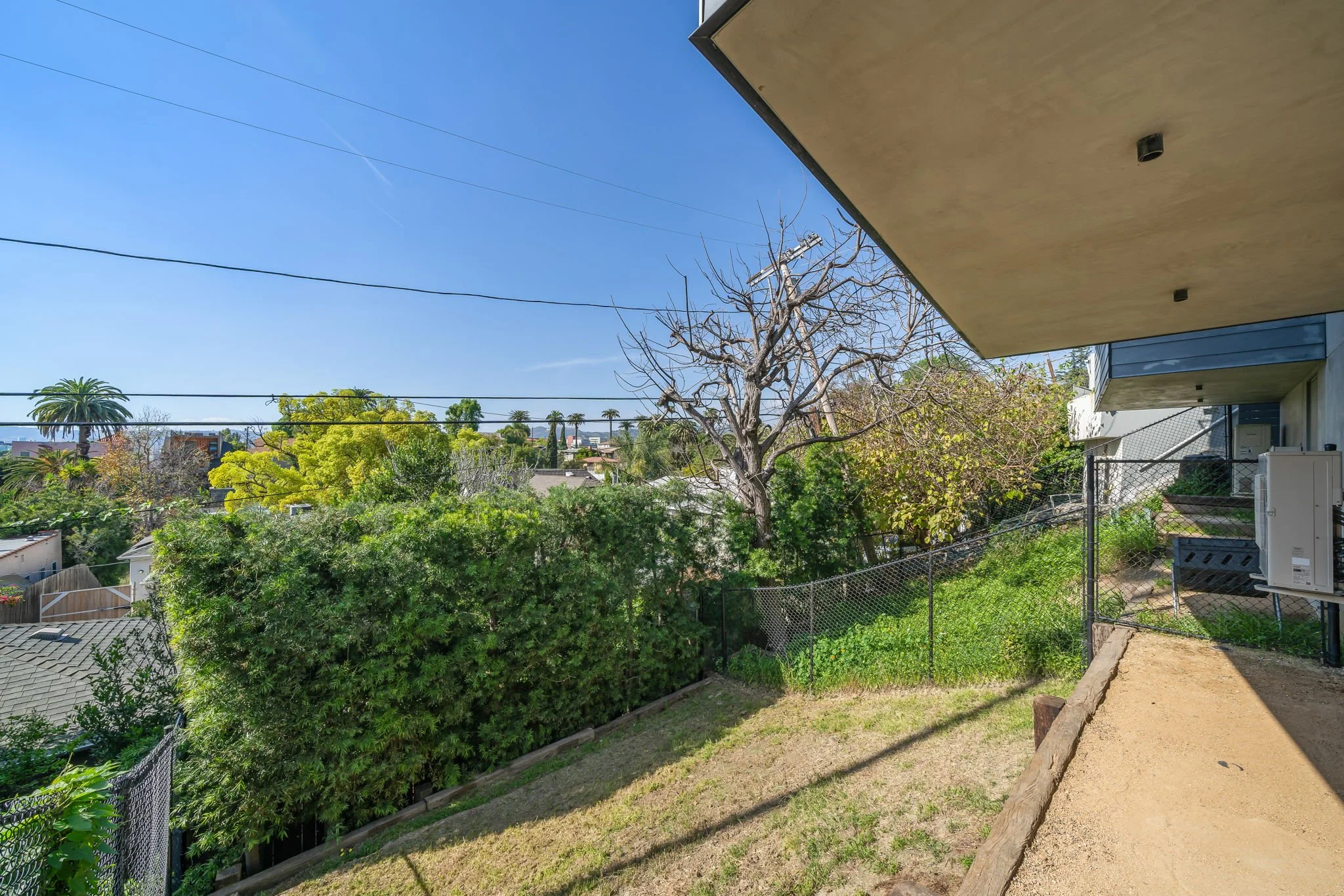 37-web-or-mls-923 1-2 Hyperion Ave_MEDIA360VR-37.jpg