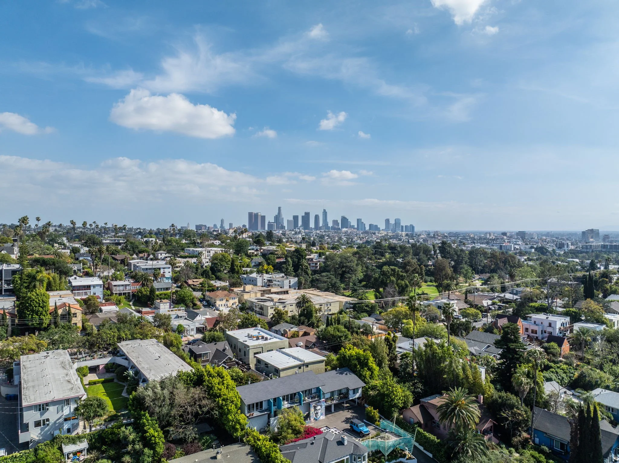 60-web-or-mls-923 1-2 Hyperion Ave_aerial_MEDIA360VR-21.jpg