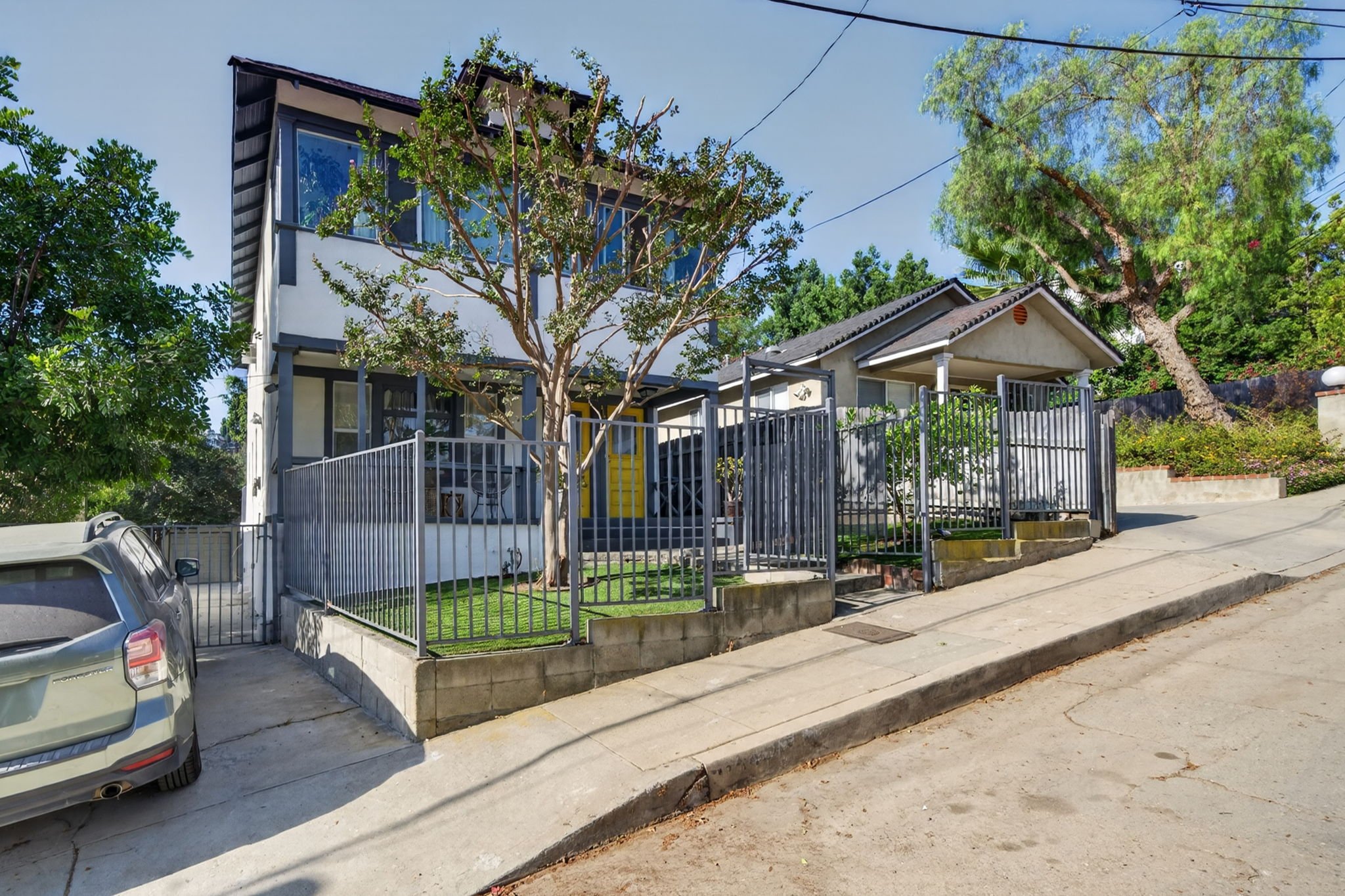 2-web-or-mls-2106 India St_MEDIA360VR-2.jpg