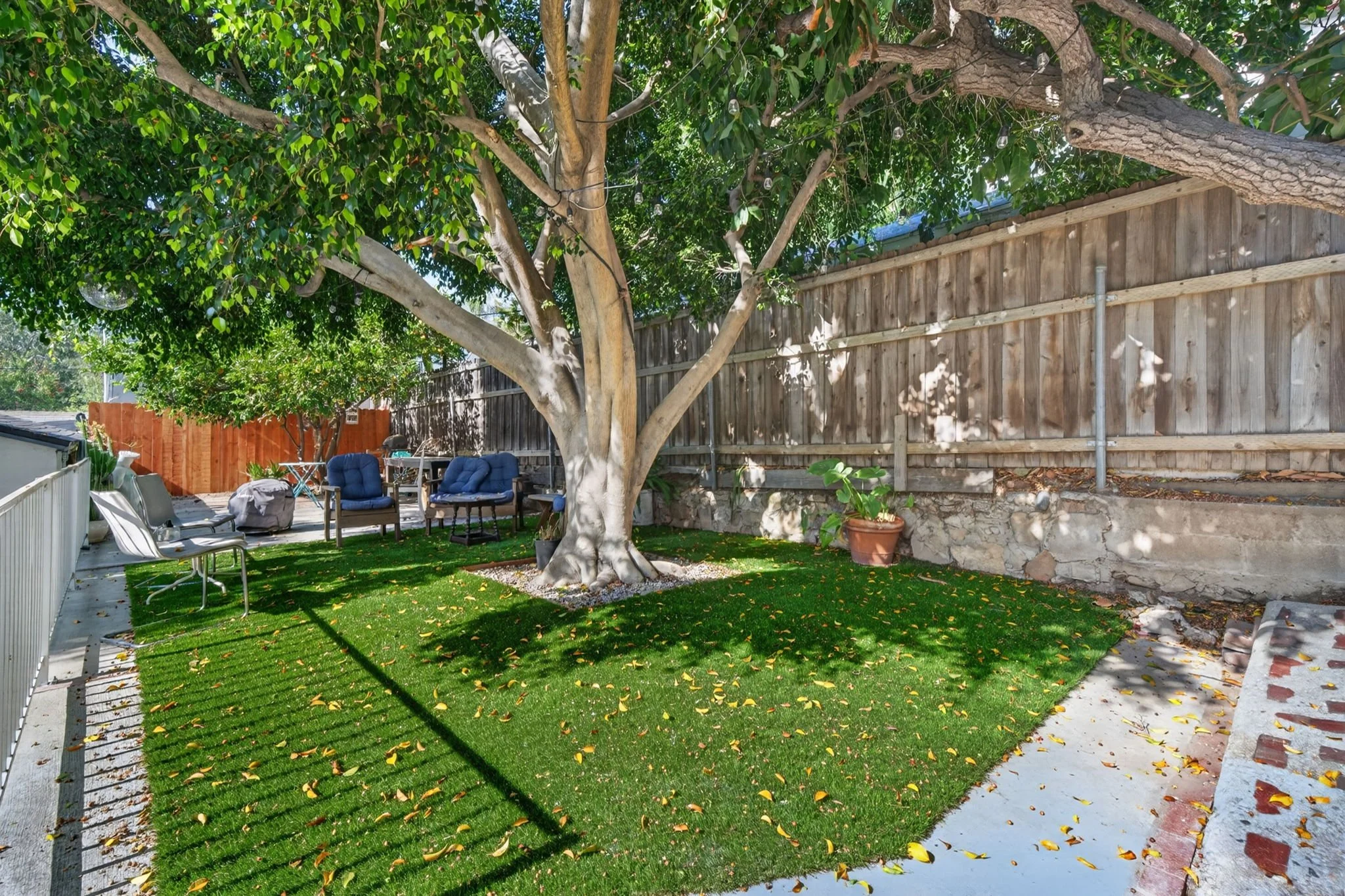 12-web-or-mls-2106 India St_MEDIA360VR-12.jpg