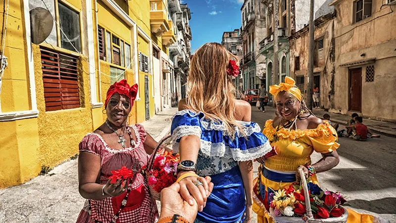 FOLLOW+ME+HAVANA+4.jpg