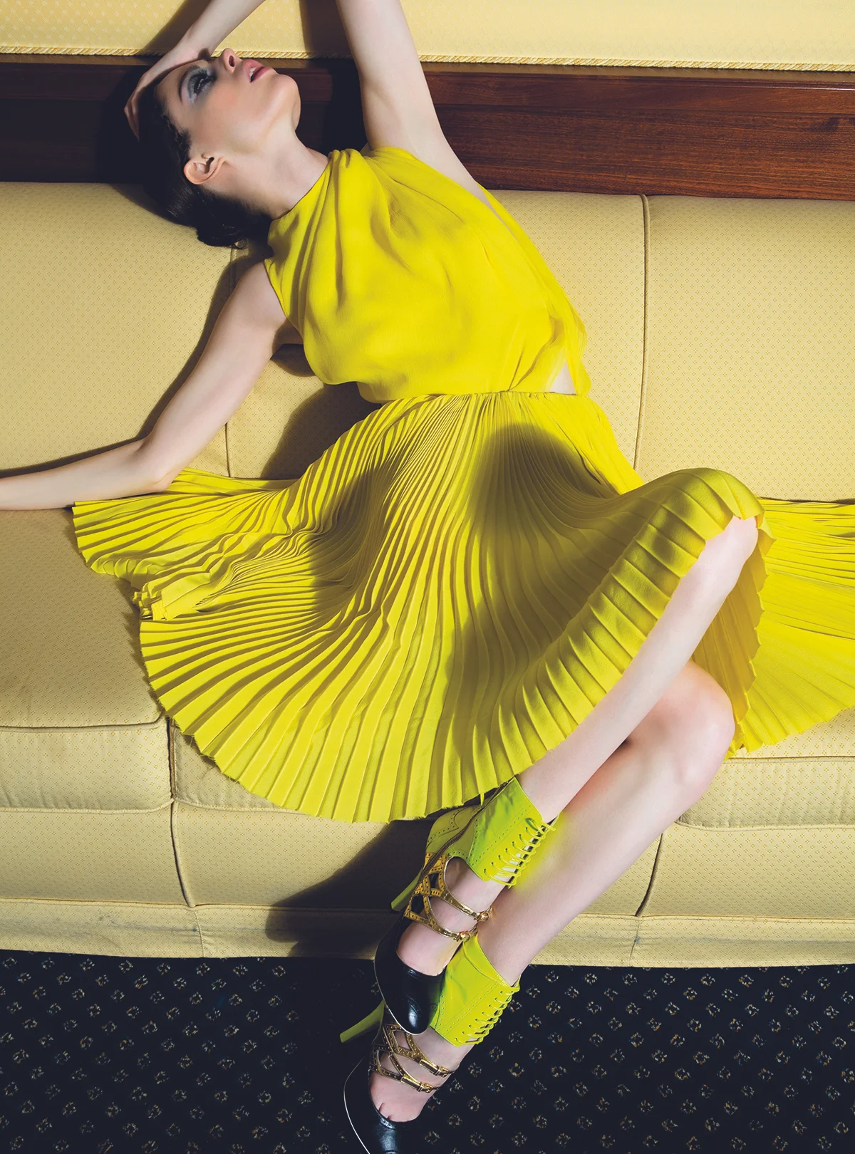CARICATA editorial COCO ROCHA - 6.jpg