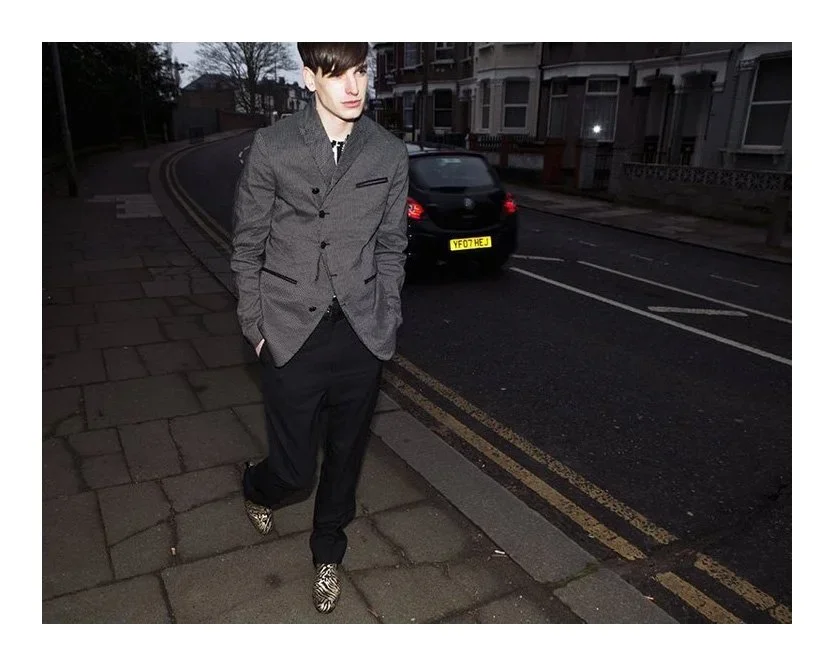1+MAN+LONDON+.webp
