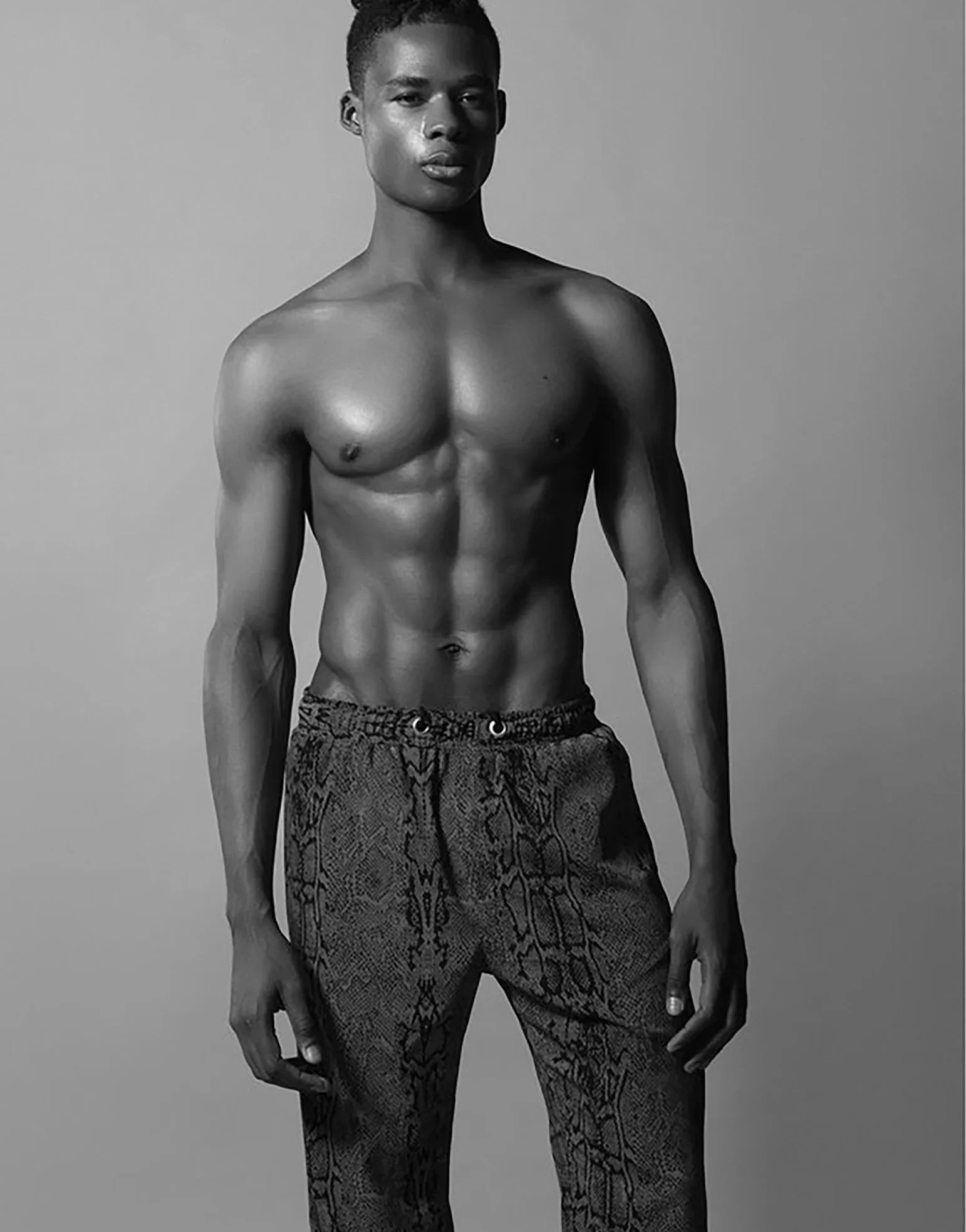 STEVE+XWEBSITE+B&W+_D4A0519.webp