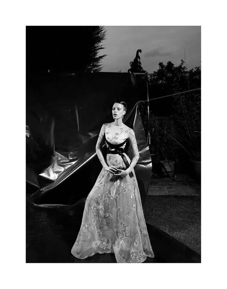 B&W+BAZAAR+hk+23-1.webp