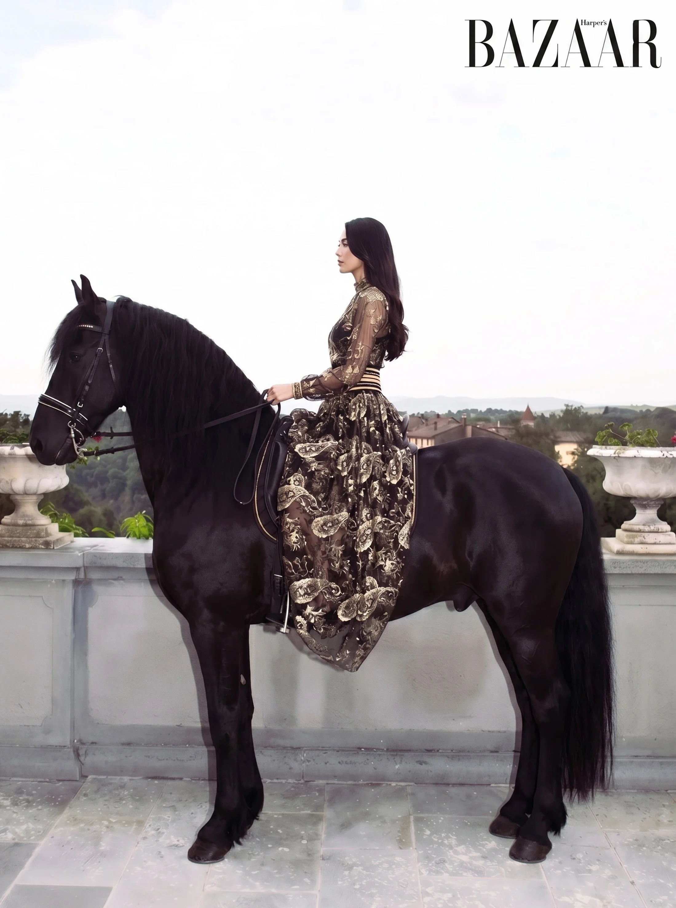 BAZAAR FERRAGAMO 1 .jpg