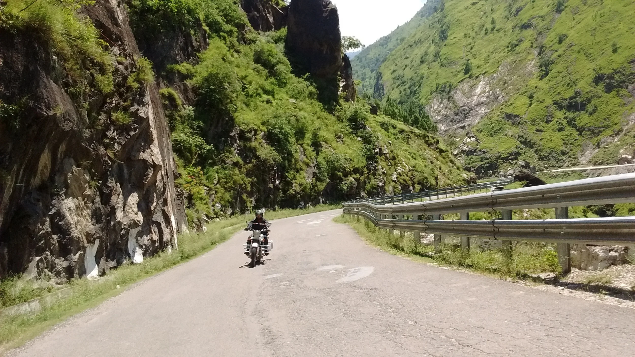 Roads for the first half of this leg are solid tarmac and predictable. Good to ride on