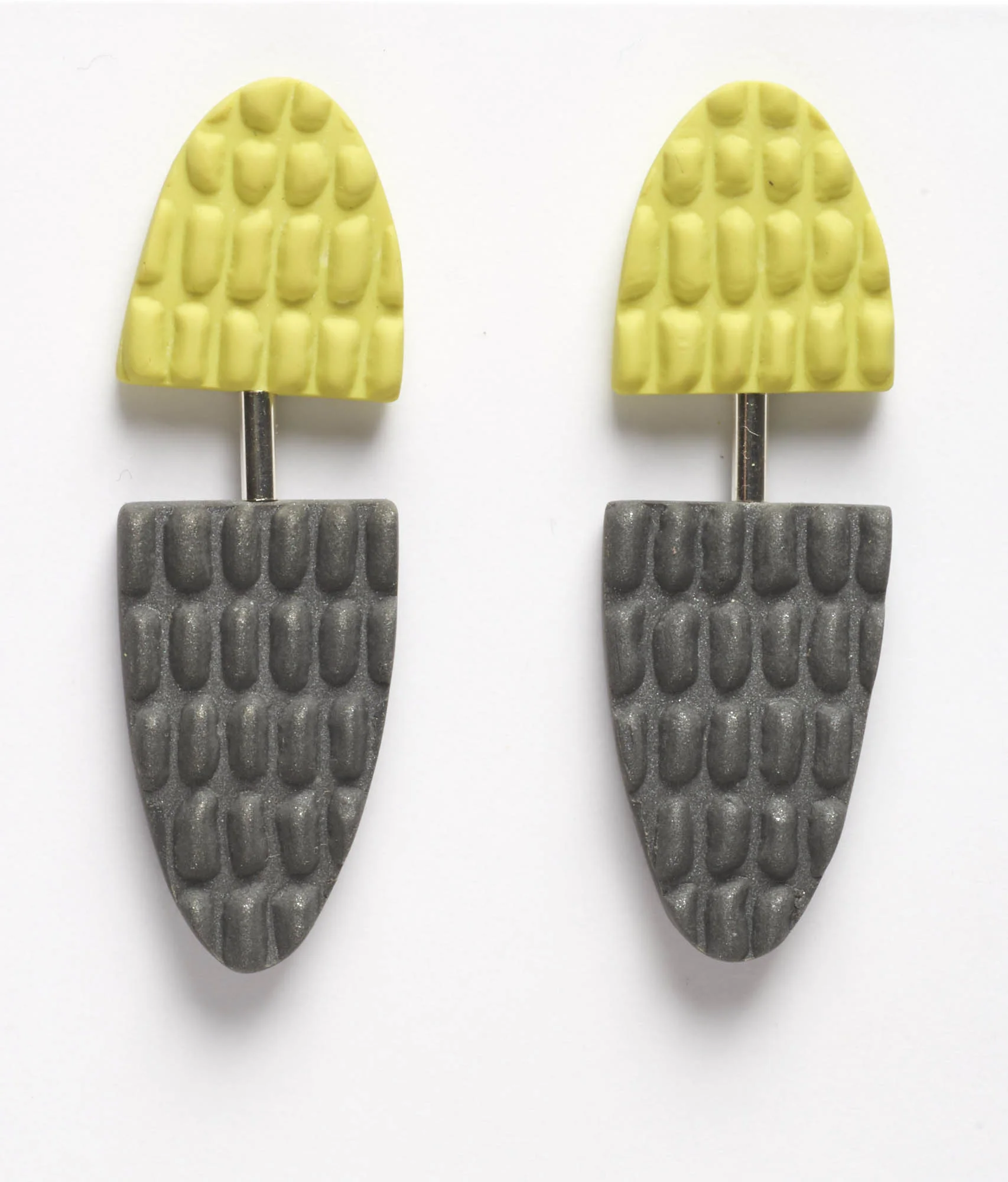 Lime and Graphite Ellipse.jpg