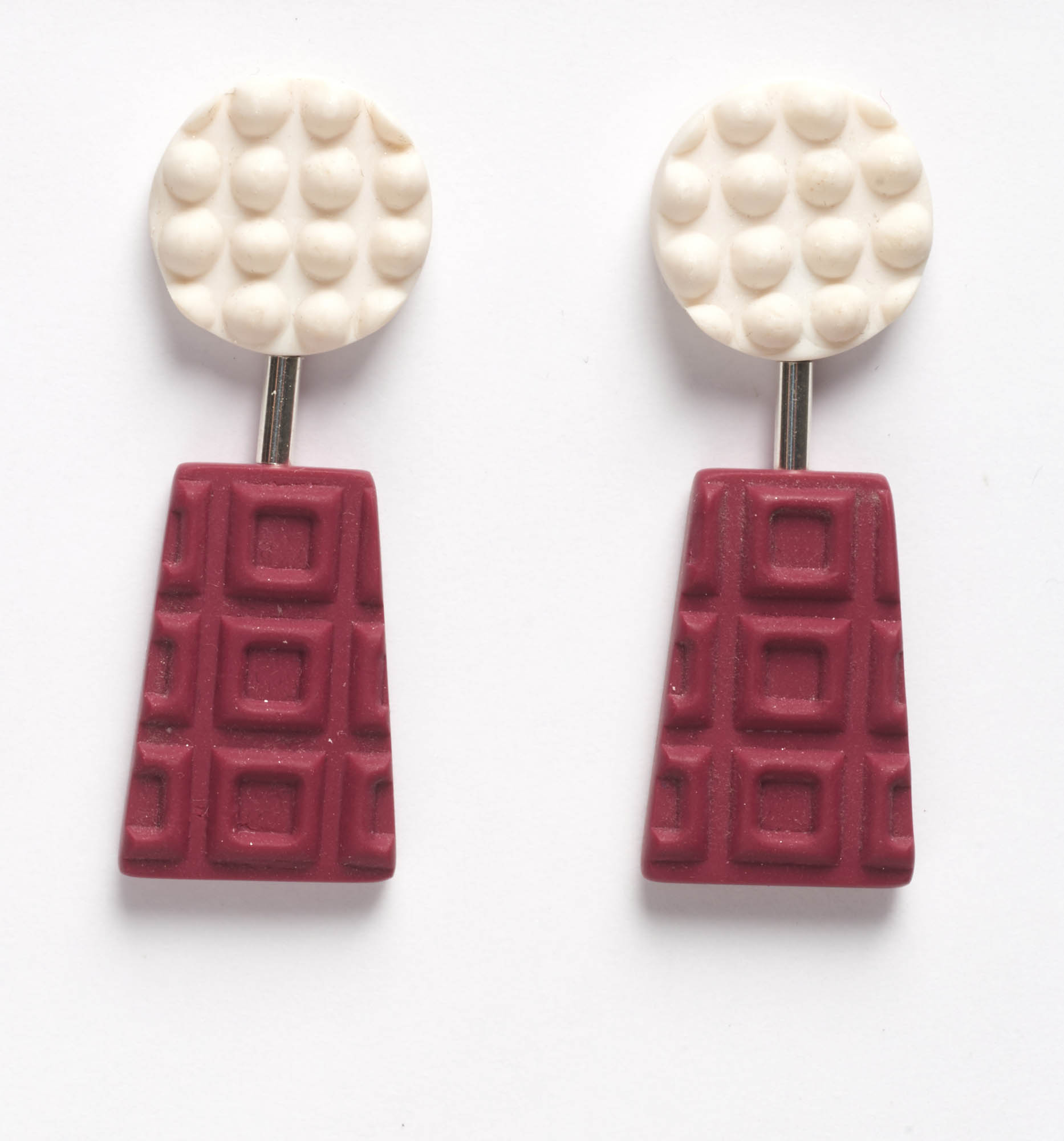 Pearl and Fuchsia Obelisk.jpg