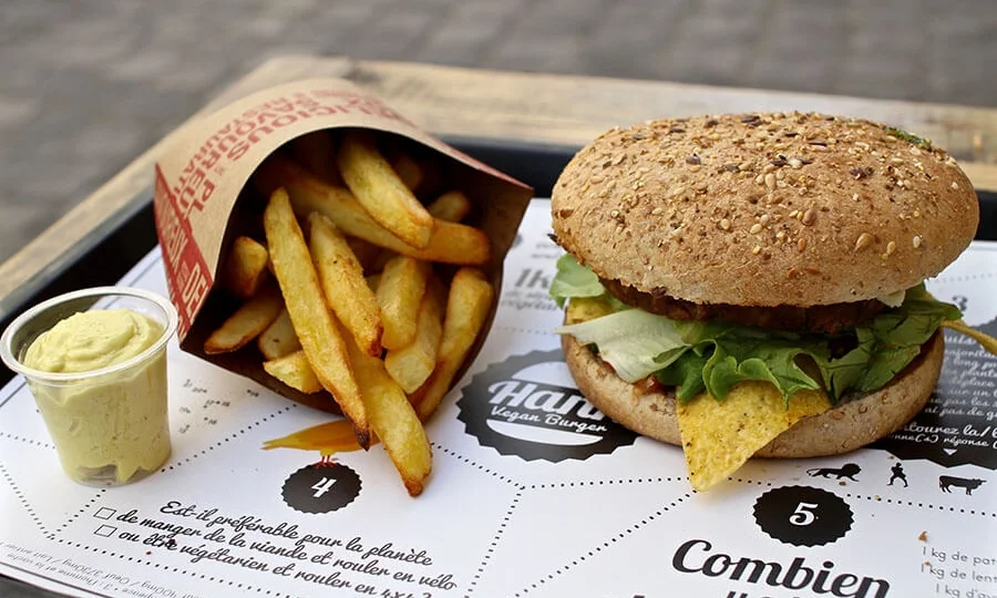 Hank-Vegan-Burger-Paris.jpg
