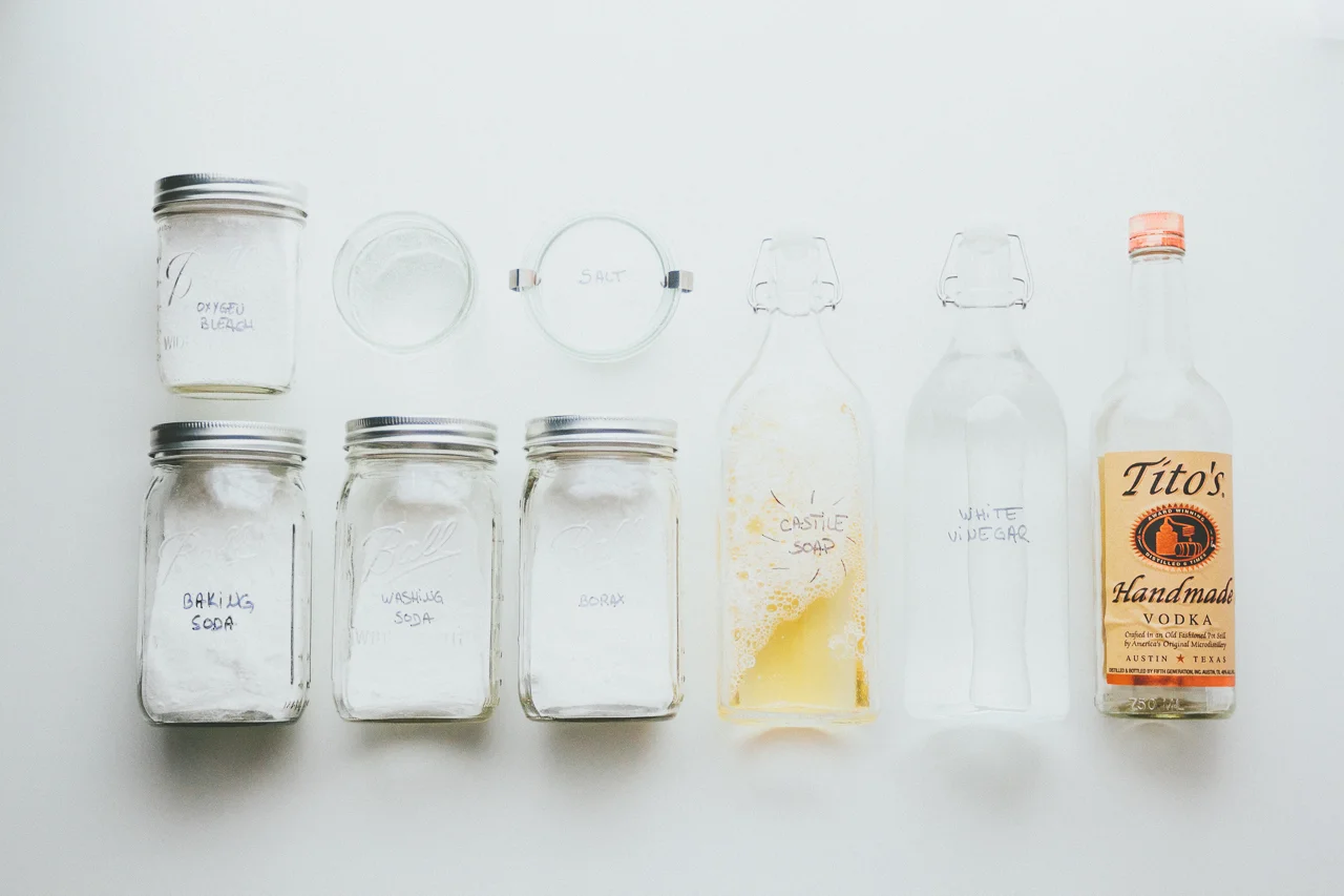 consciousbychloe-DIY-natural-cleaning-supplies.jpg