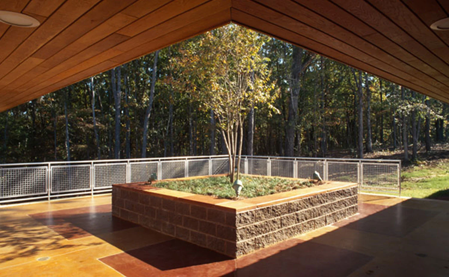 Anniston_ExteriorPatioPlanter.jpg