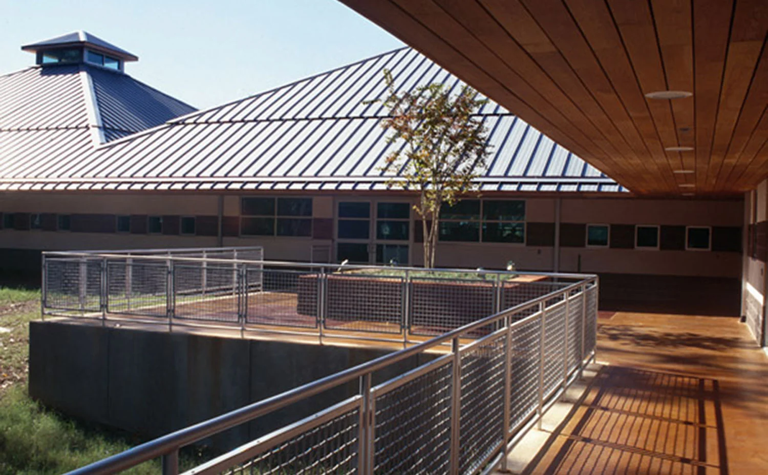 Anniston_ExteriorPatioWalkway.jpg