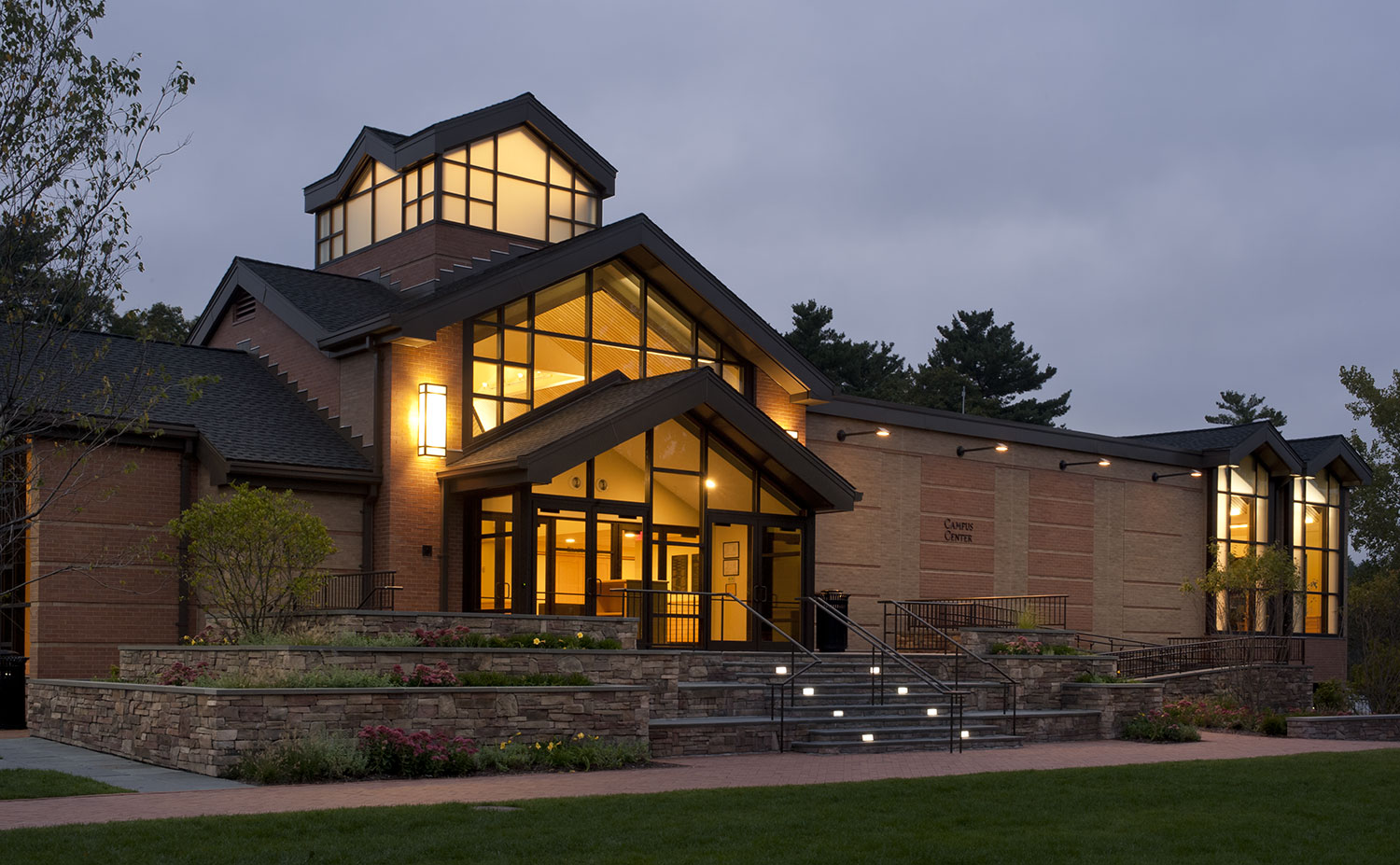 Weston, MA - The Rivers School Campus Center