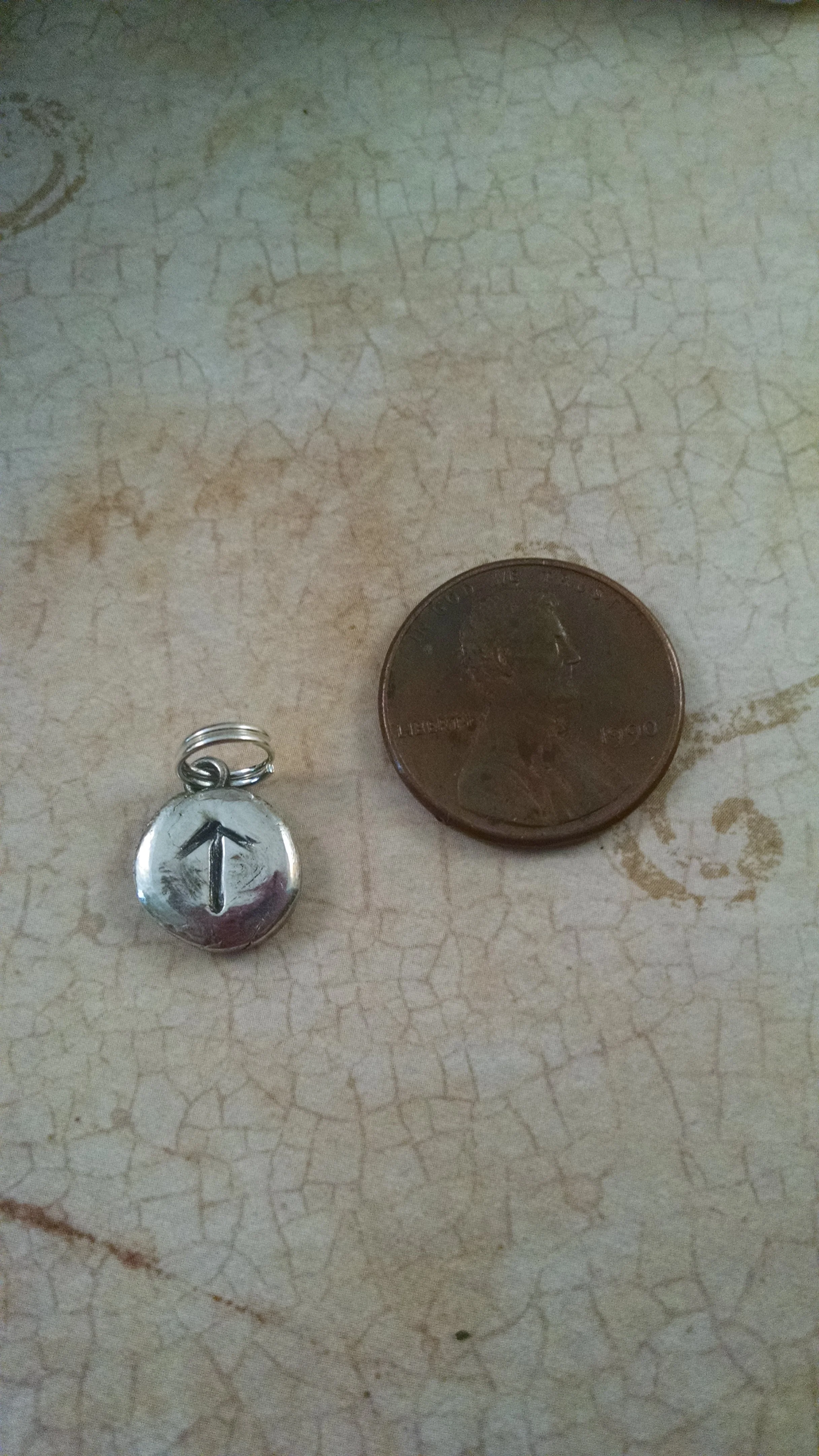 Rune Pendant: Tyr