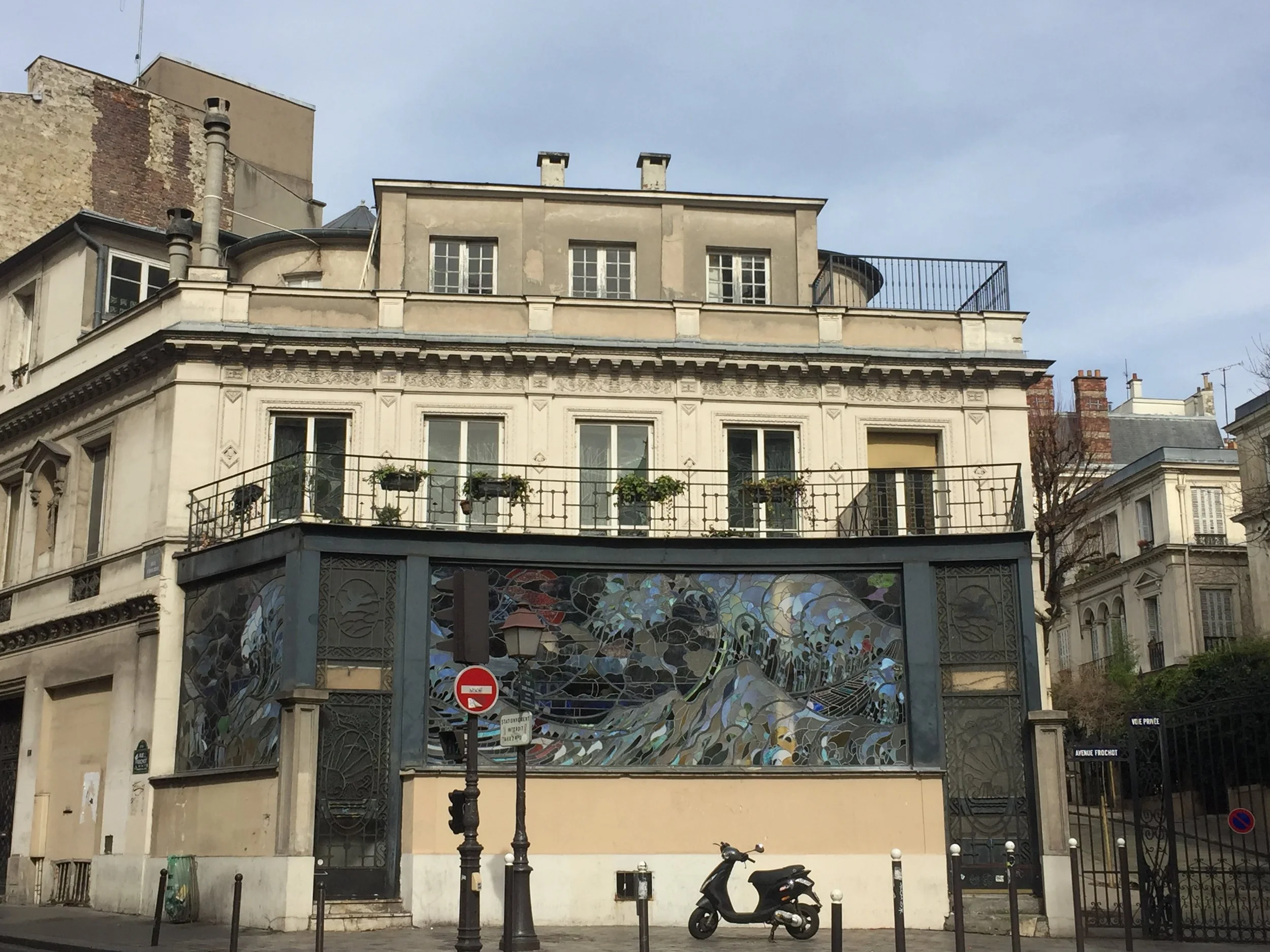  The South-Pigalle neighborhood. 