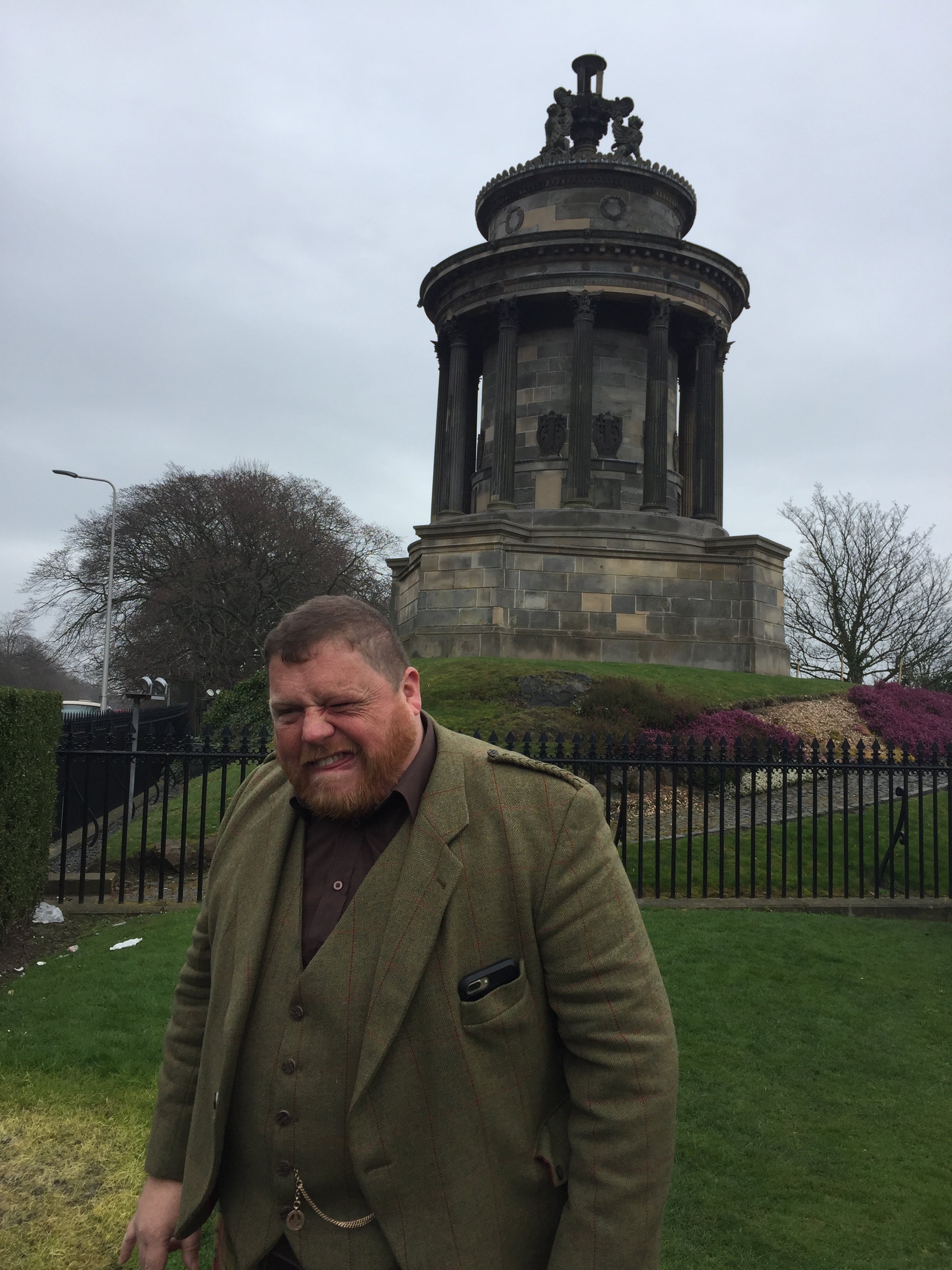 Cammy was in mid-sentence here during a recitation of a Robert Burns poem at the Burns monument. At first, I thought he said "Bums" monument. How nice, I thought, that the city of Edinburgh has a tribute to those less fortunate. The trash strewn aro…