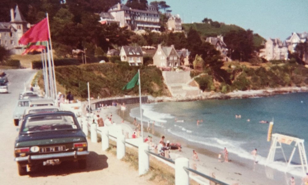  Here’s a copy of the snapshot of the village of Perros-Guirec circa 1976. 