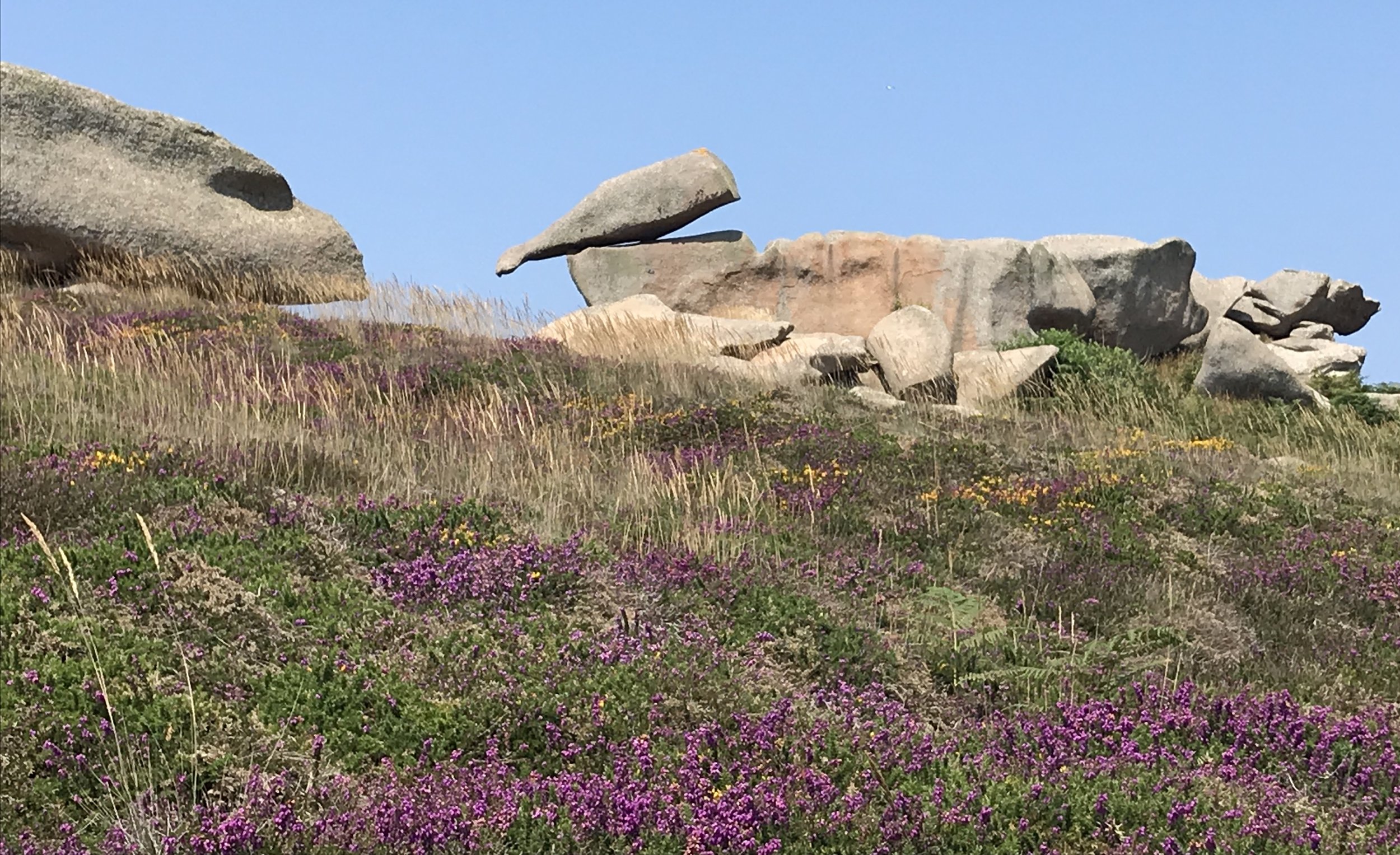 I found it only fitting that in the motherland of good wine, one rock formation shows a perfect bottle of wine,&nbsp;tipped and ready for drinking.&nbsp;