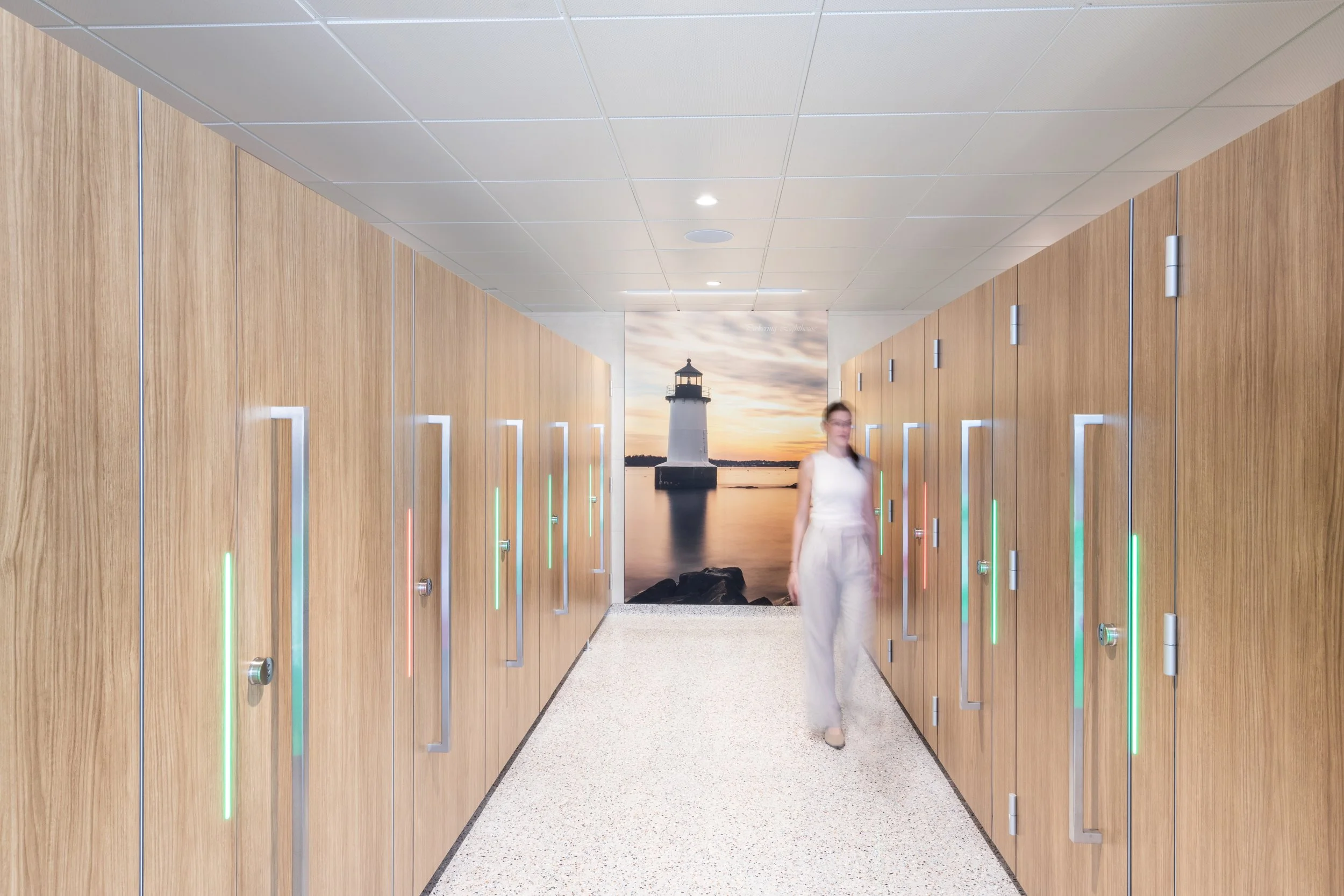 B8 Bathroom_007.jpg