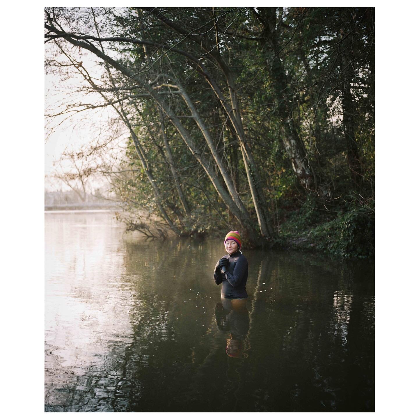 Anastasia at the mixed pond, Hampstead Jan &lsquo;23
.
As much as I love the icy cold swims in winter, I&rsquo;m ready for spring; warmer days and more light. 
.
.
.
.
.
.
.
.
.
.
.
.
.
#hampsteadheath #hampsteadponds #analogue_people #filmphotograph