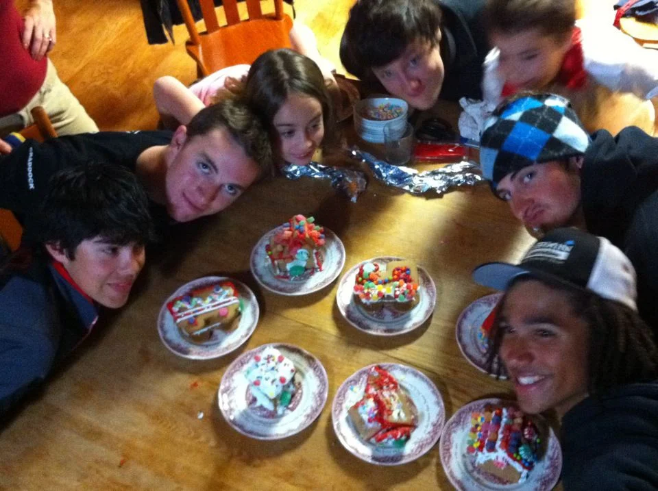 Gingerbread Train Decorating.jpg