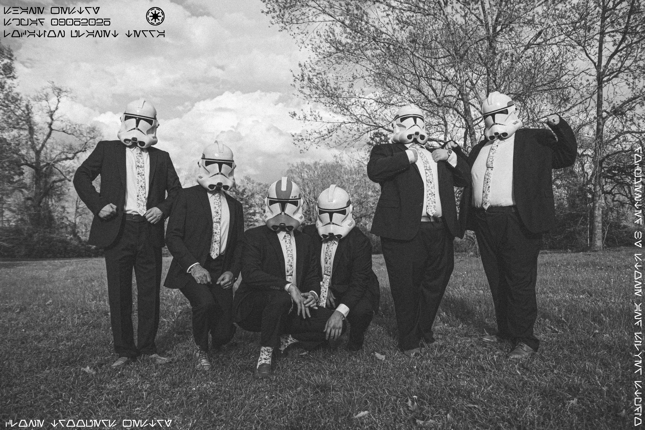 I took some photos in a galaxy far far away...

Equipment | 
Camera @canonusa 
Lens @sigmaphoto 
Workflow | @lightroom @photoshop 

#groomsmenphotos #starwars #houstonphotographer