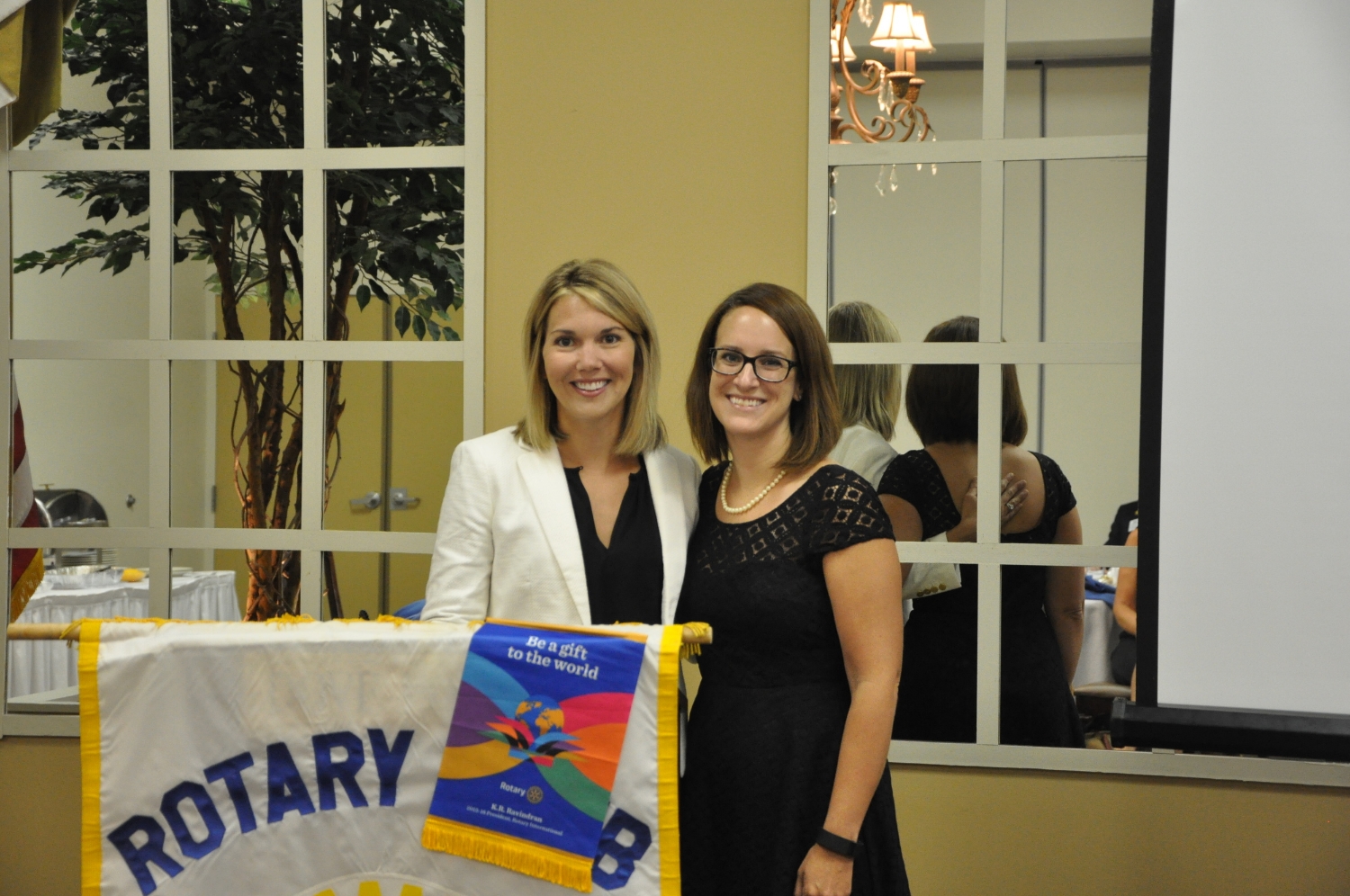 Club President, Amy Luppens and 2015-2016 Rotarian of the Year, Dr. Sarah Guy