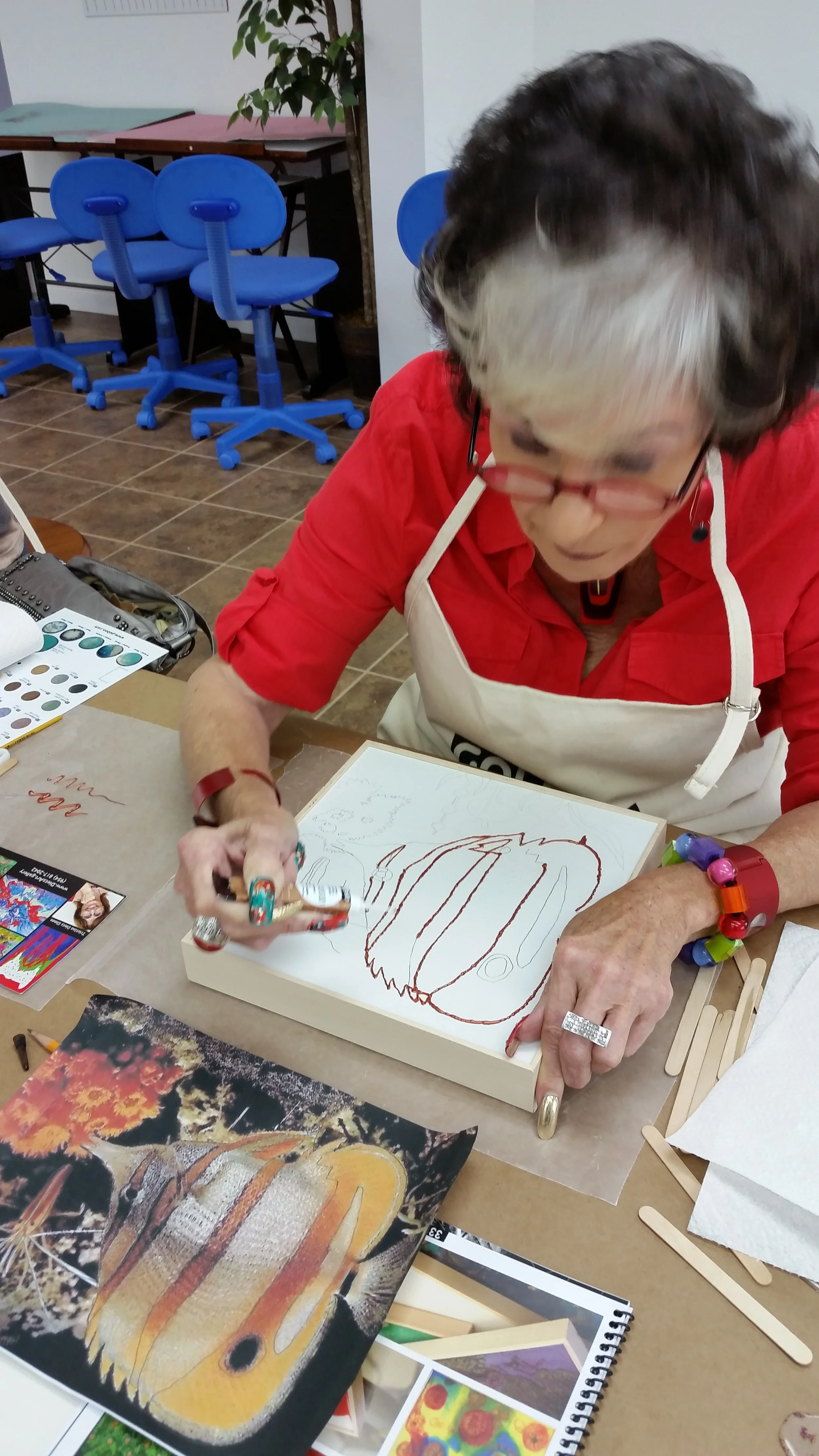 Time to create a design in a Pebeo liquid art panel using Cerne Relief paint.