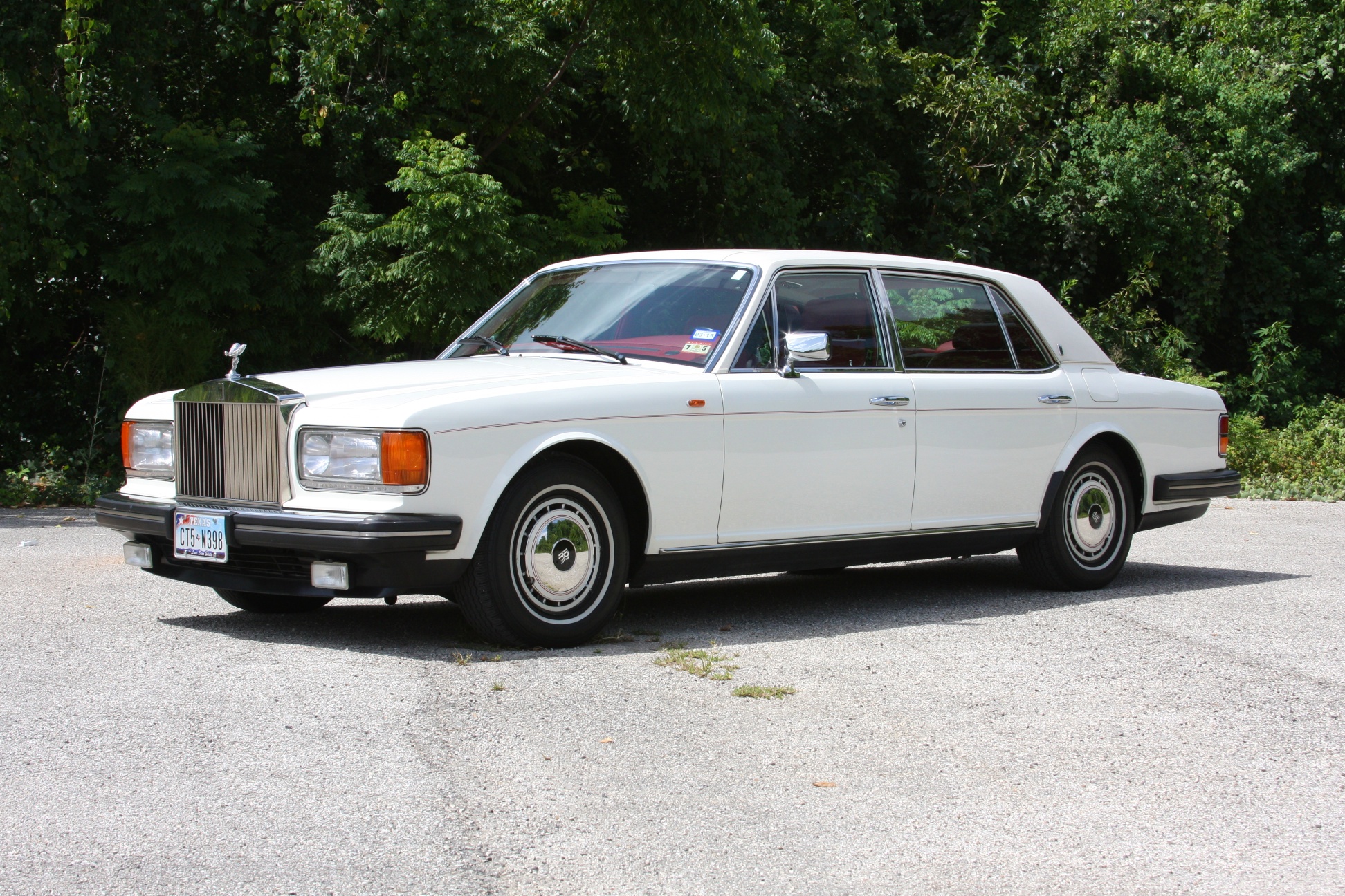 1991 Rolls-Royce Silver Spur II (MCX34449) - 05.jpg