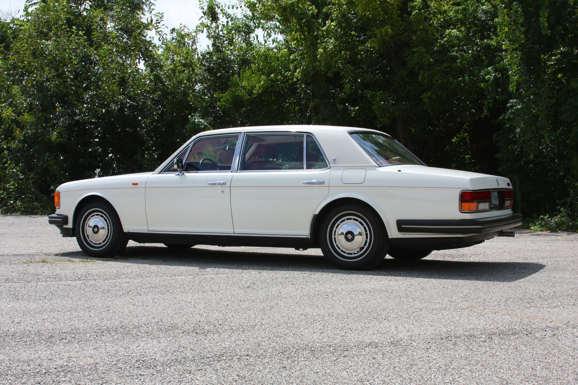 1991 Rolls-Royce Silver Spur II (MCX34449) - 07.jpg