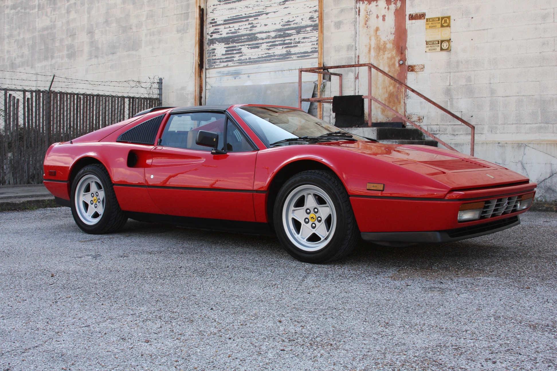 1988 Ferrari 328 GTS (J0075955) 1.jpg